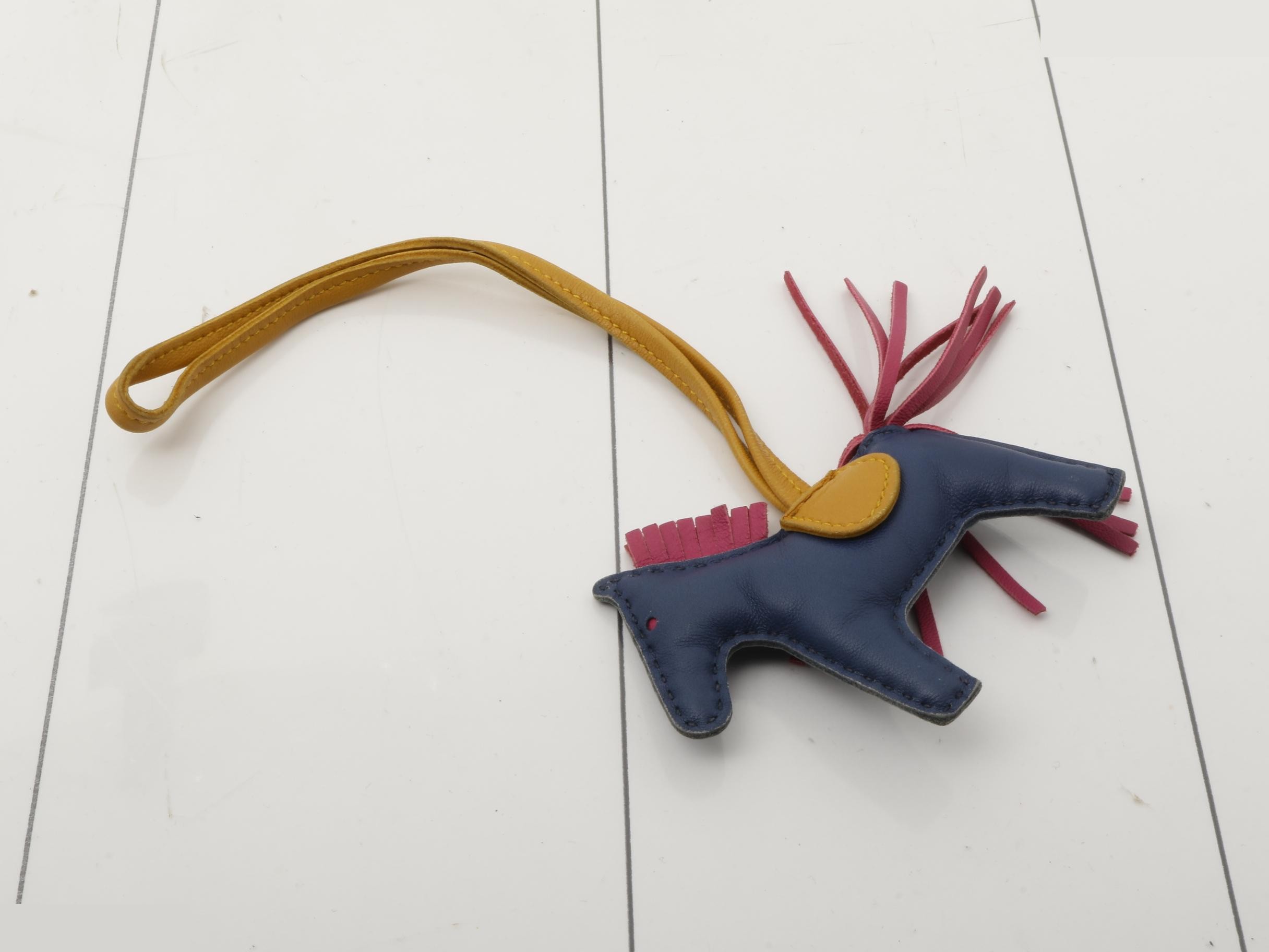 Rodeo PM Bursaphir — view 2