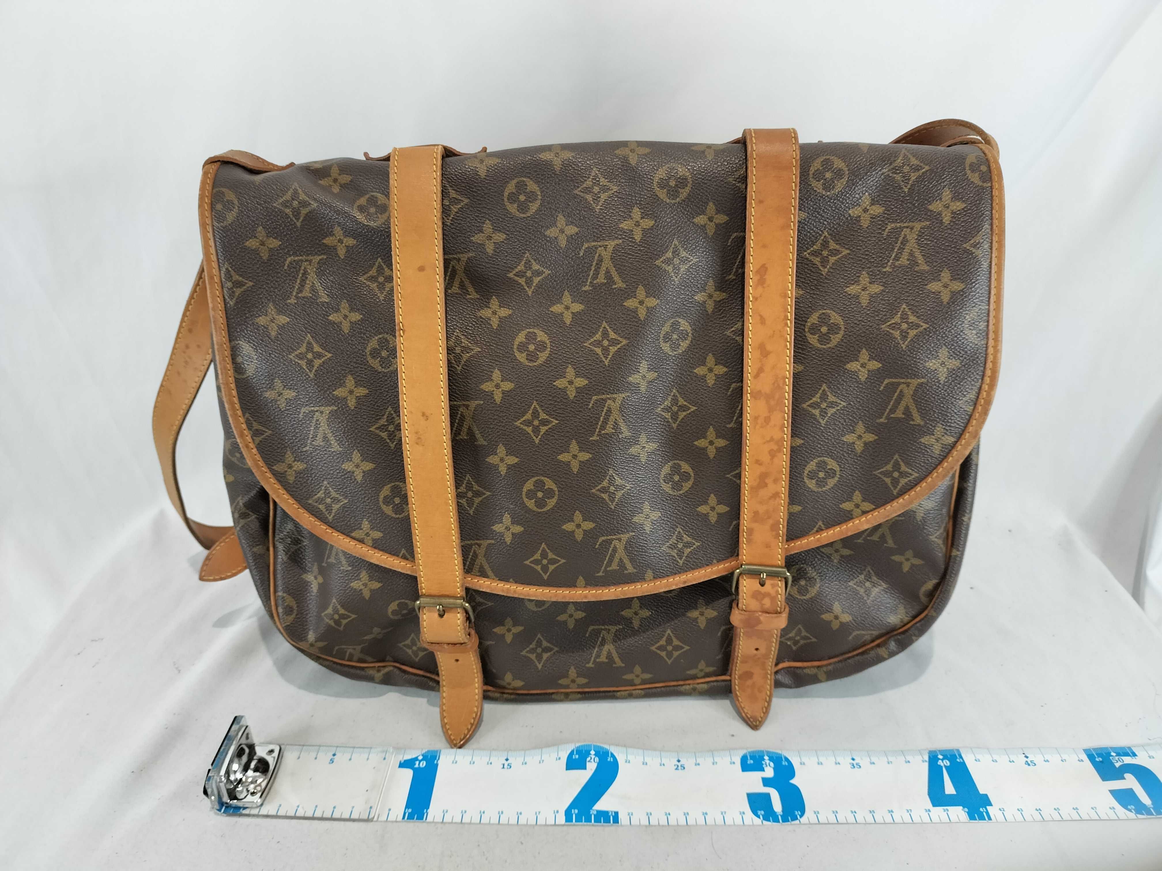 Monogram M40662 Saumur GM Shoulder Bag — view 2