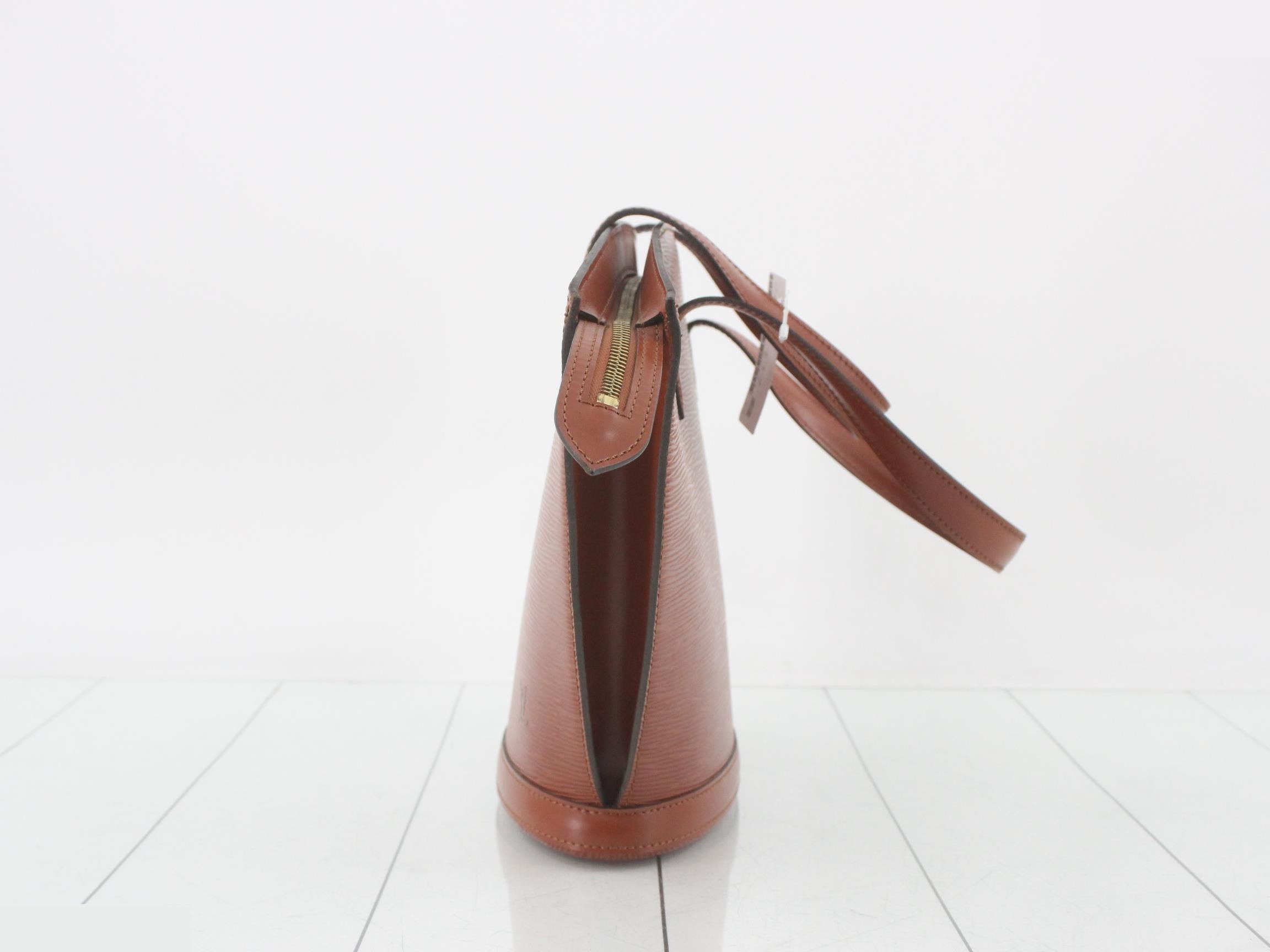 Epi Saint Jacques Kenyan Brown Handbag — view 3