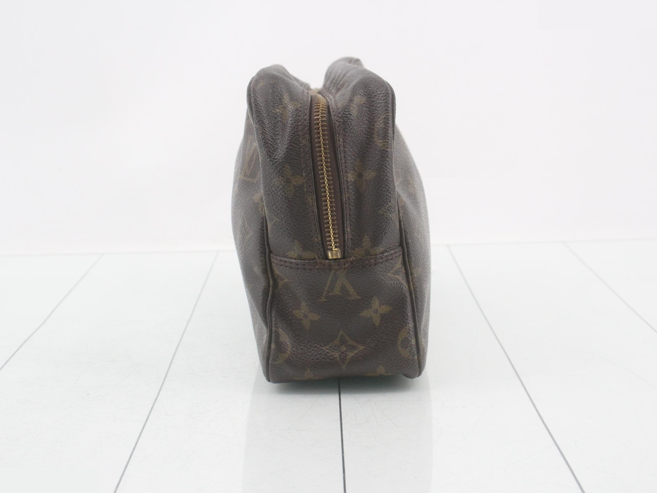 Trousse Toilette 28 Monogram — view 3