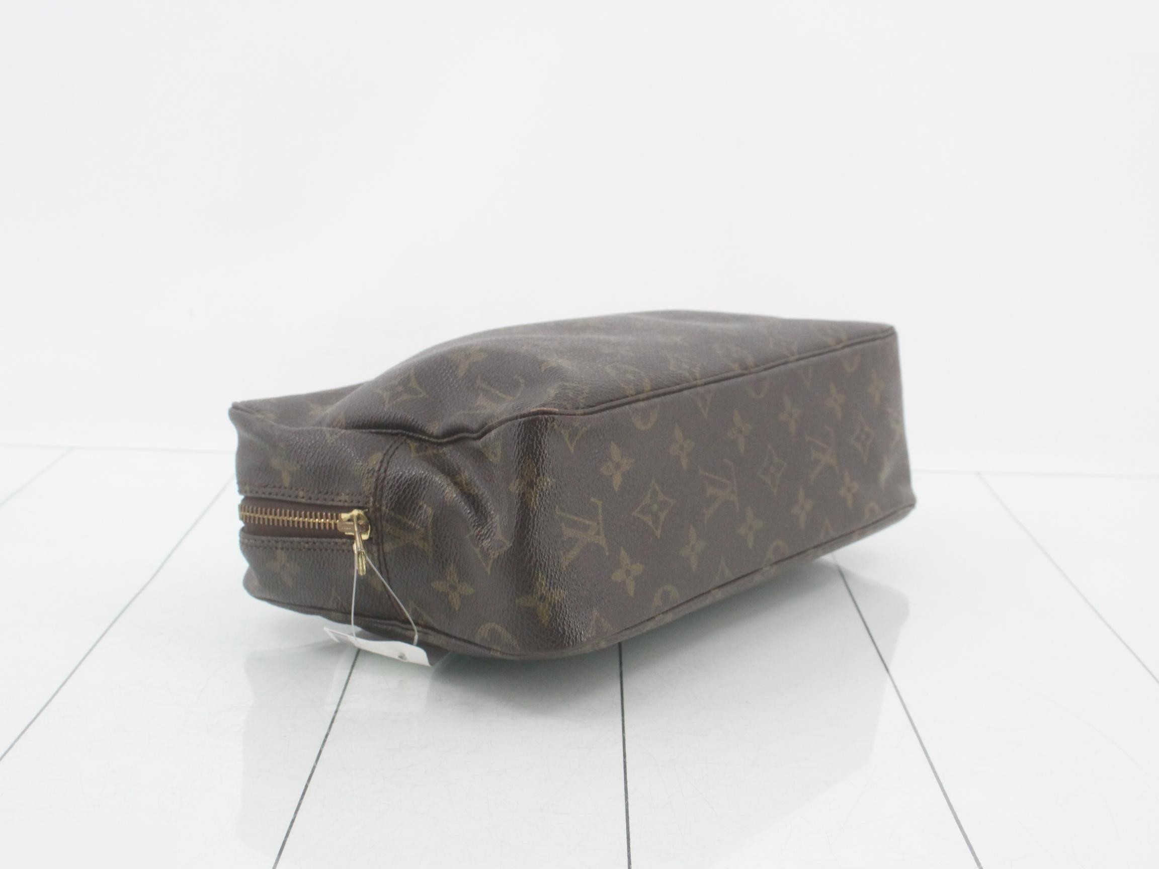 Trousse Toilette 28 Monogram — view 5