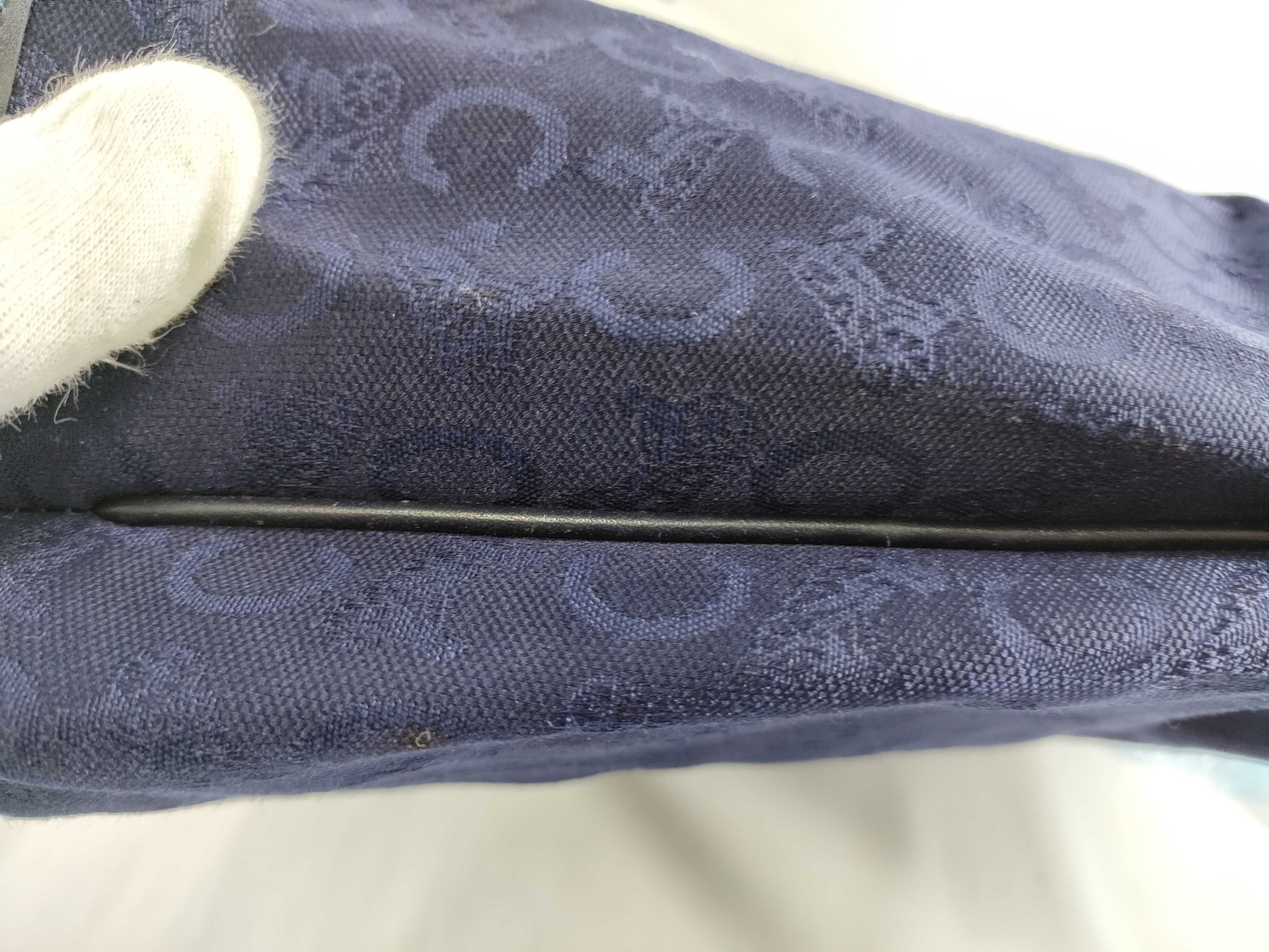 x Noevir Collaboration Clutch Handbag — view 14