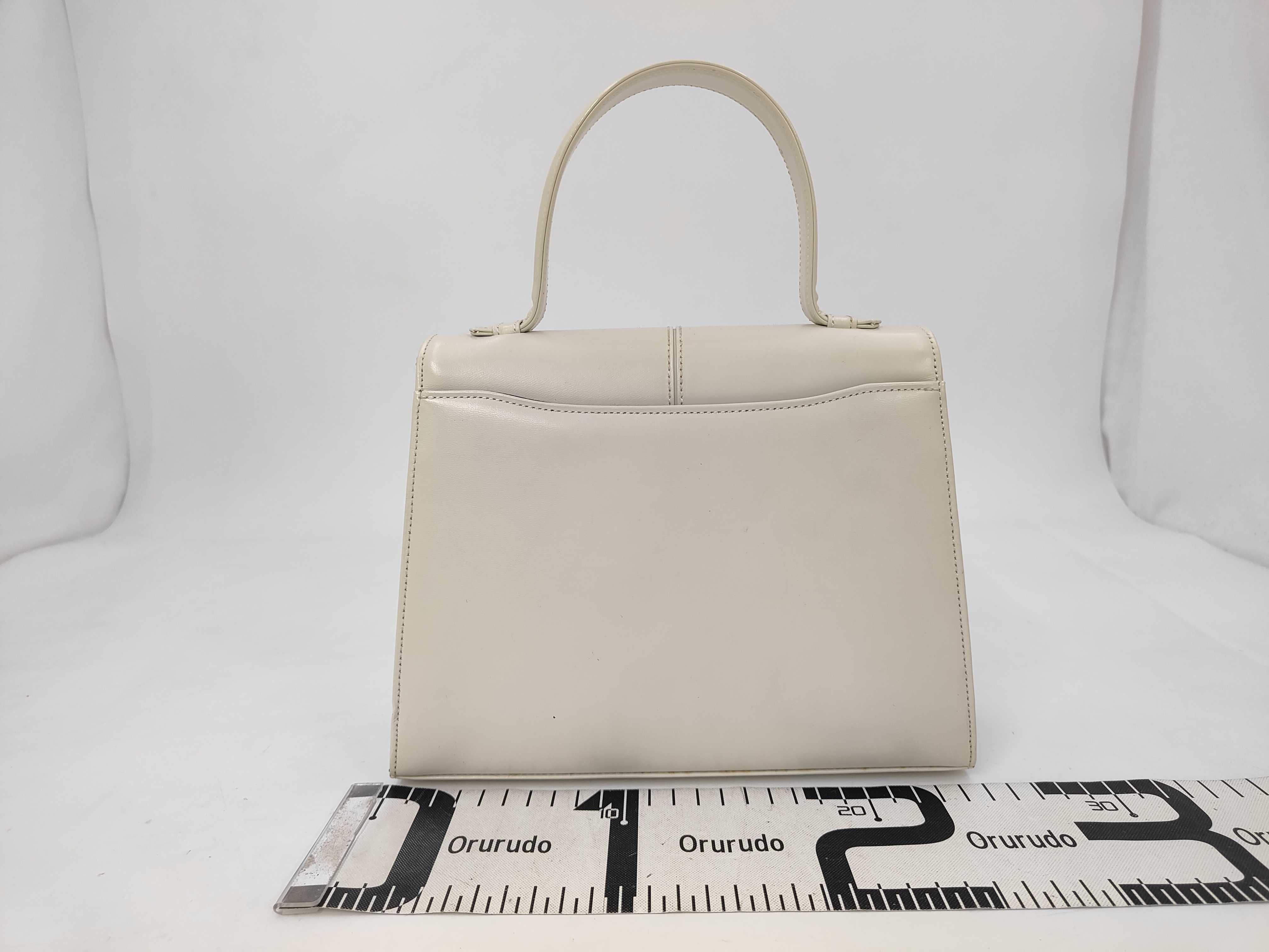 handbag — view 2