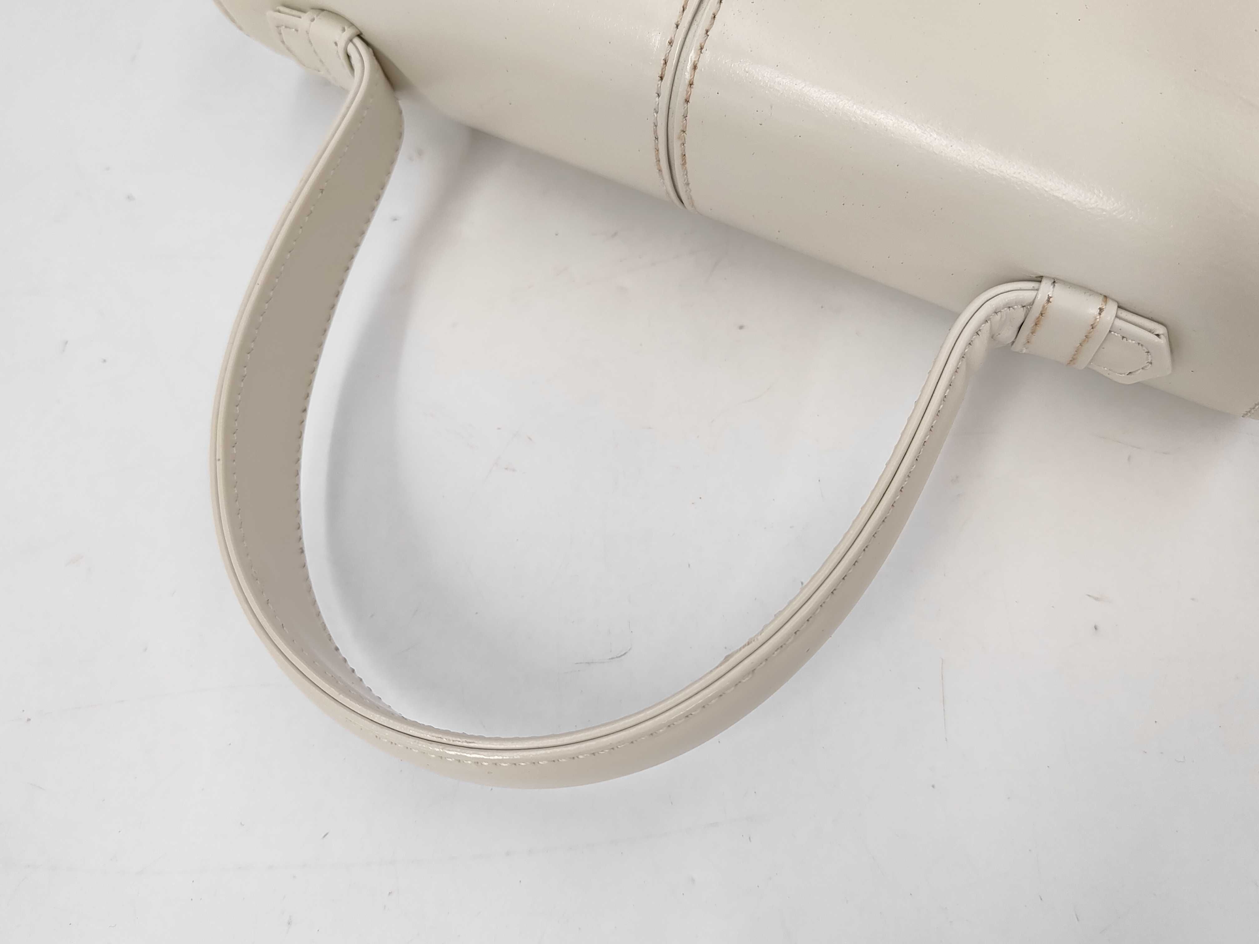 handbag — view 4