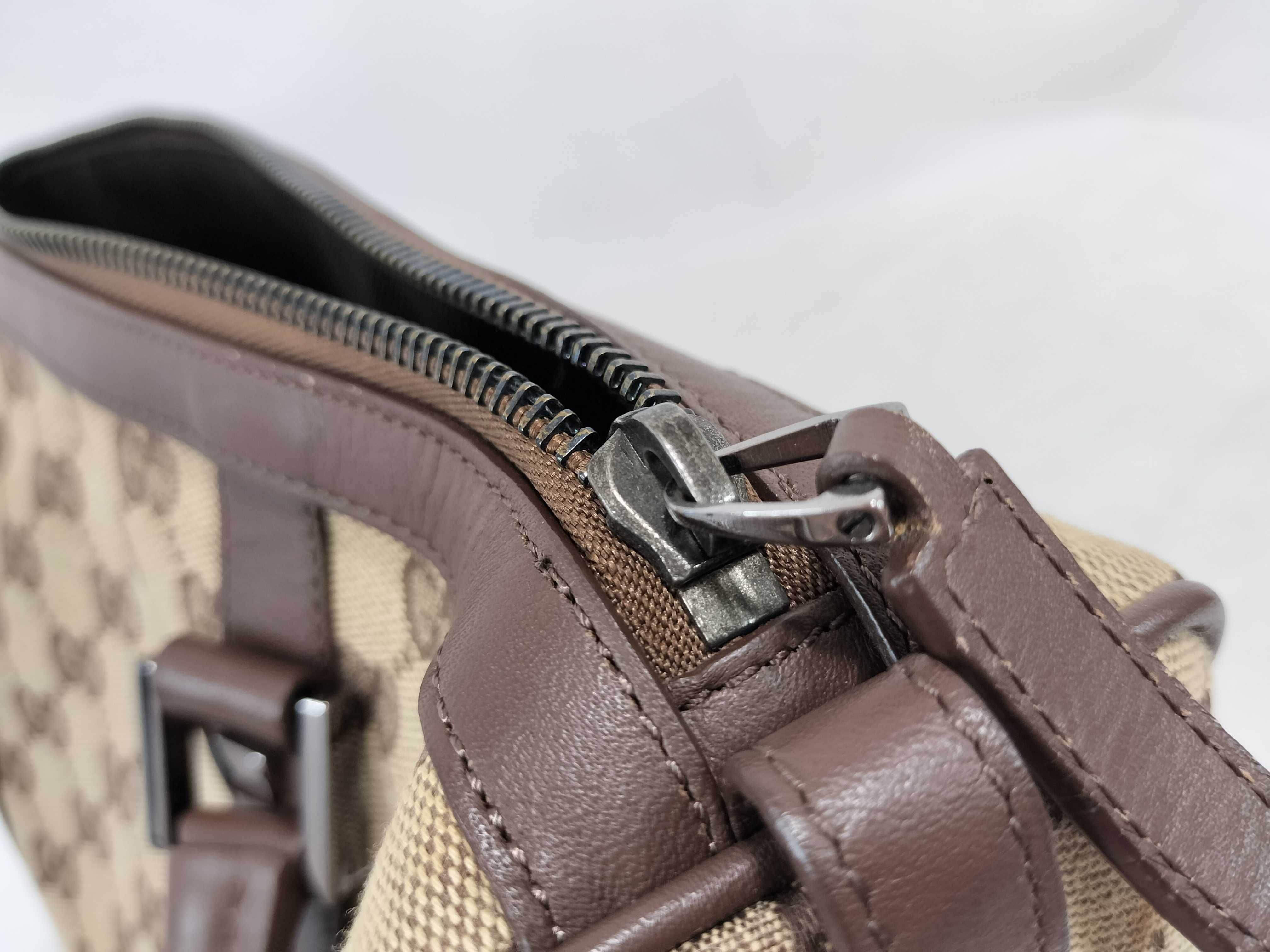 GG Canvas Bag Handbag — view 13