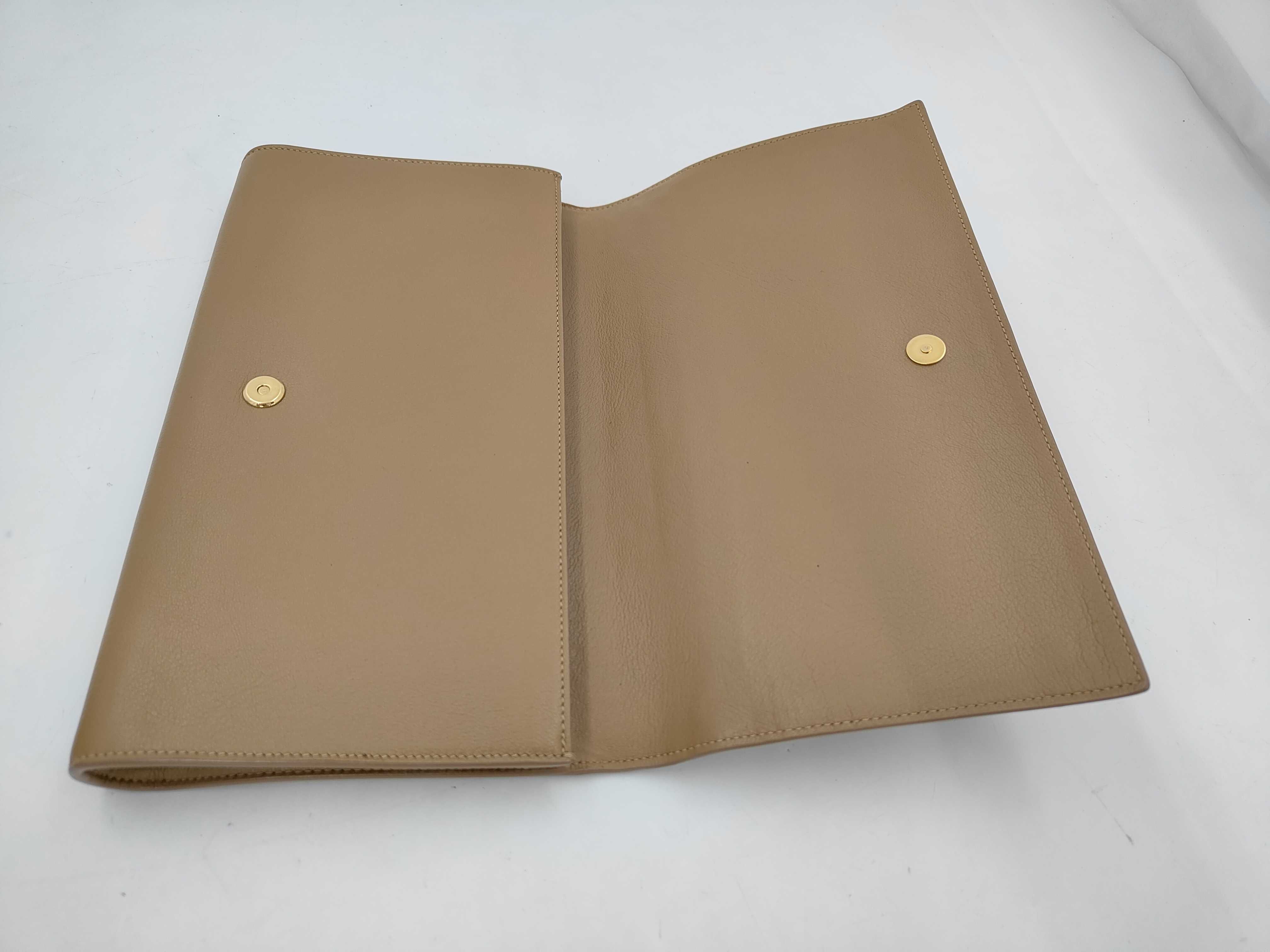 Bellechasse Clutch Bag Beige — view 5