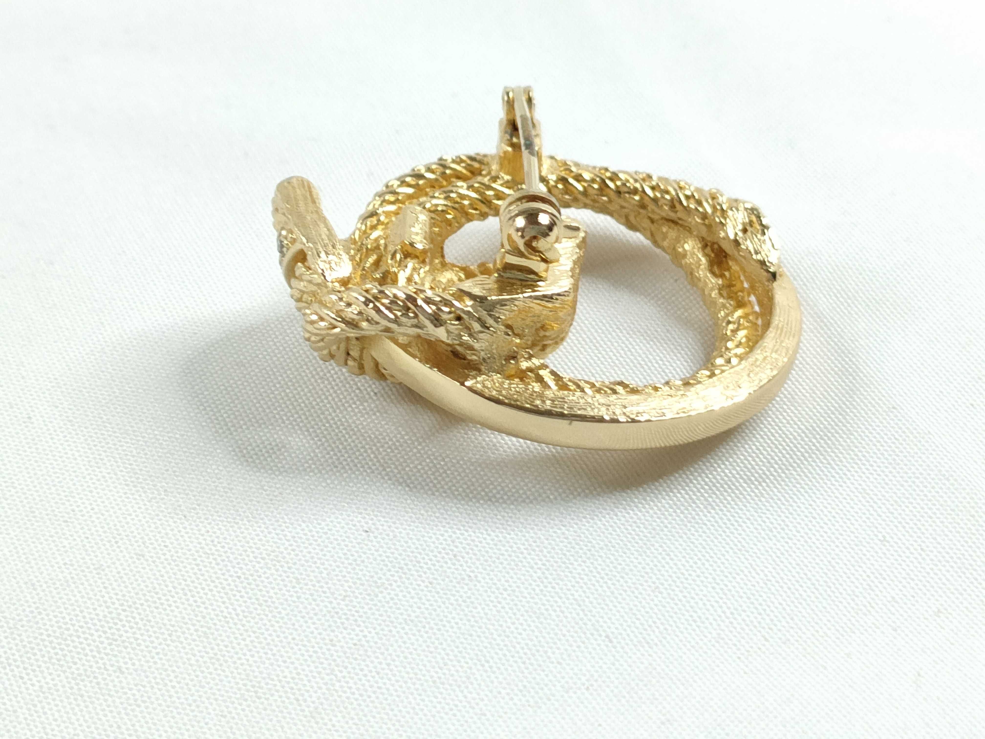 Christian brooch, rhinestone, gold brooch — view 3