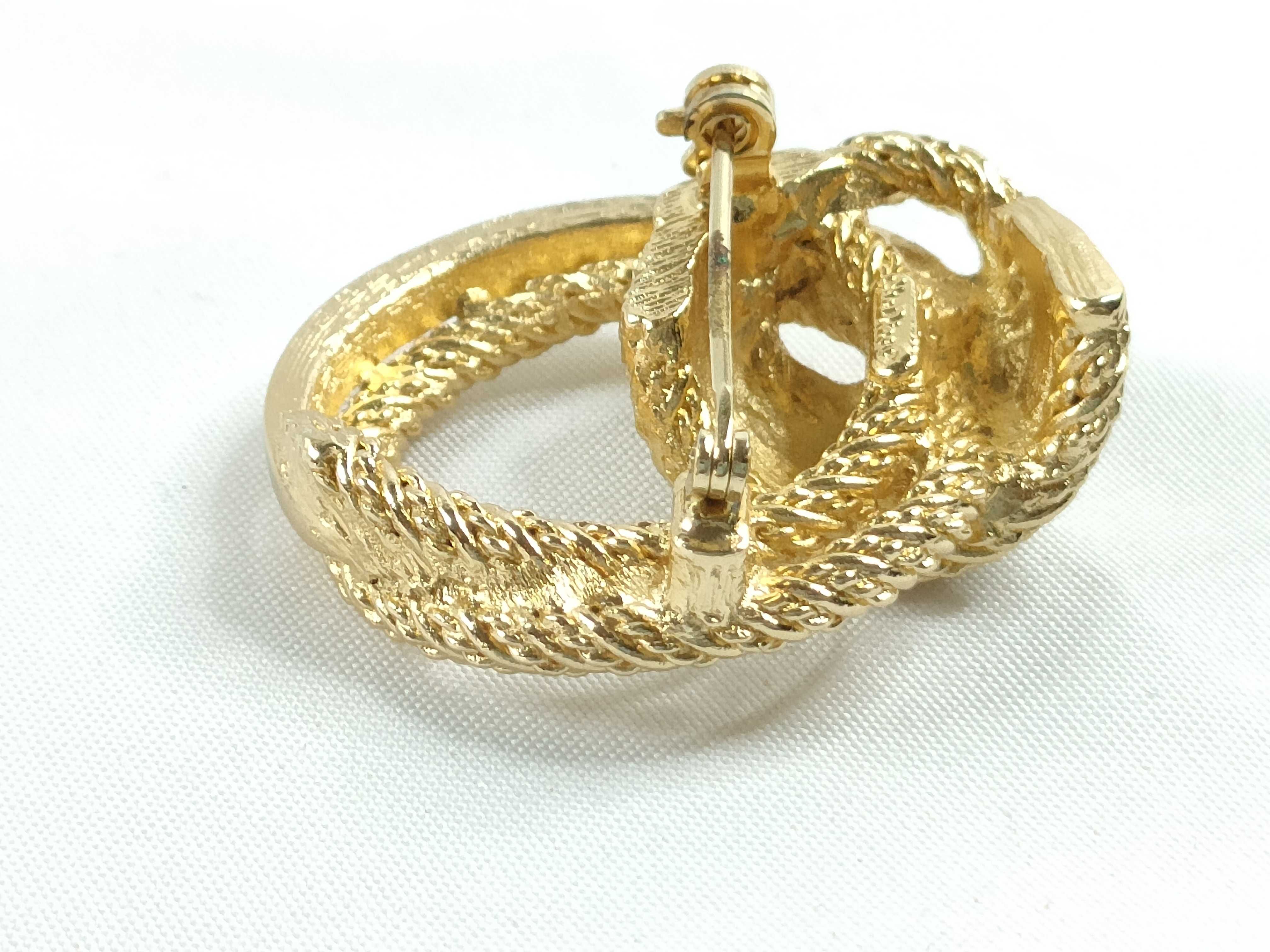 Christian brooch, rhinestone, gold brooch — view 5