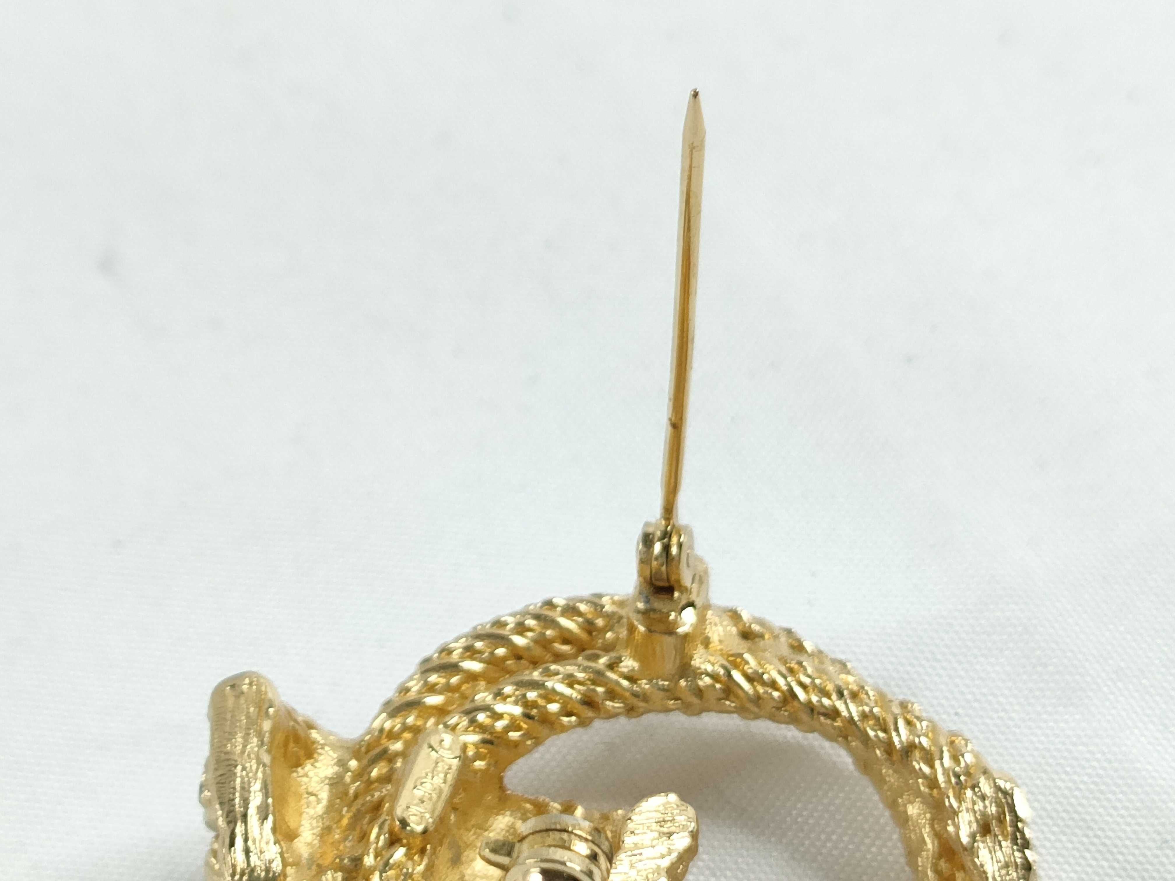 Christian brooch, rhinestone, gold brooch — view 8