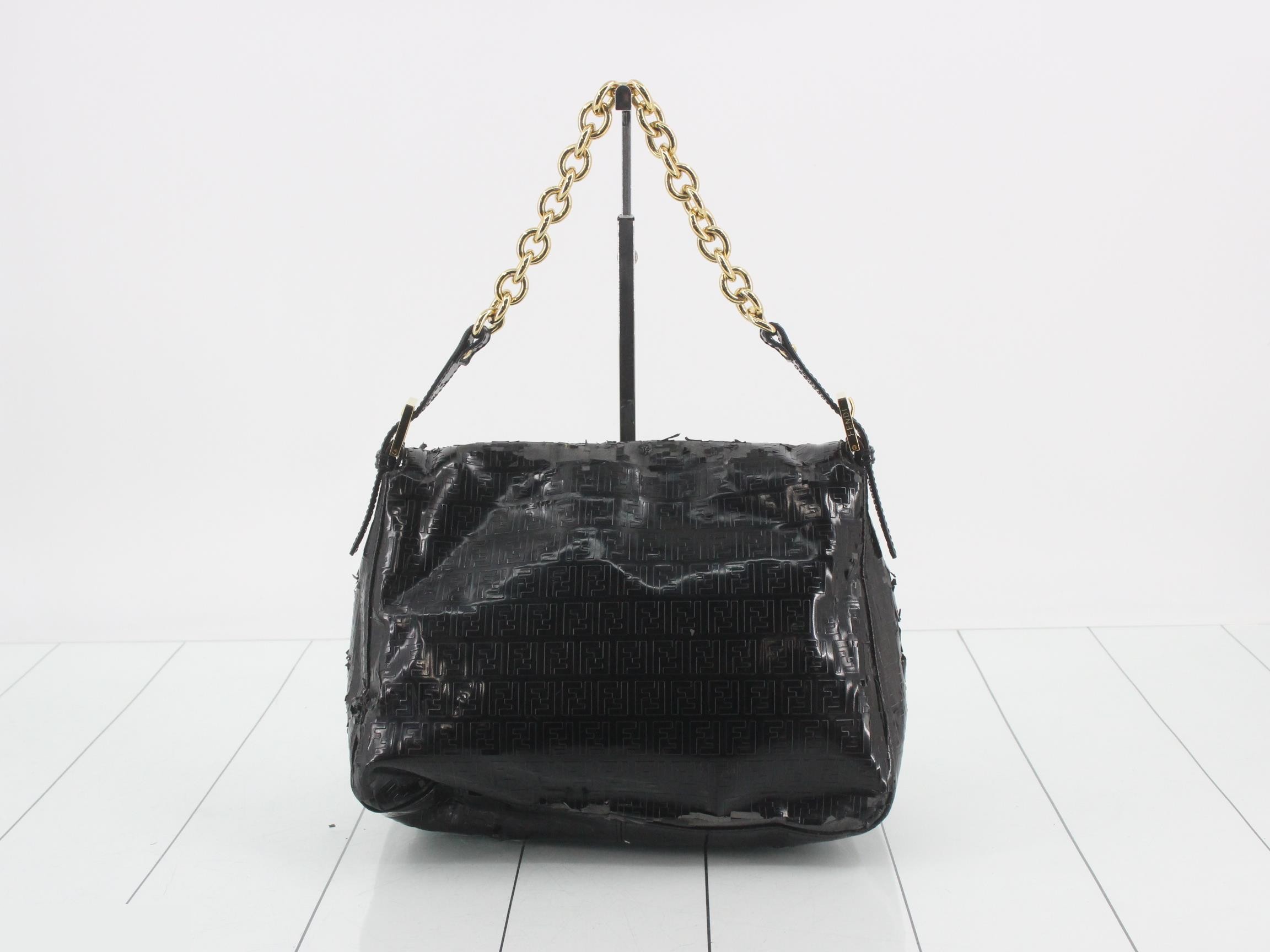 Patent leather Zucchino Mamma Bucket Chain — view 2