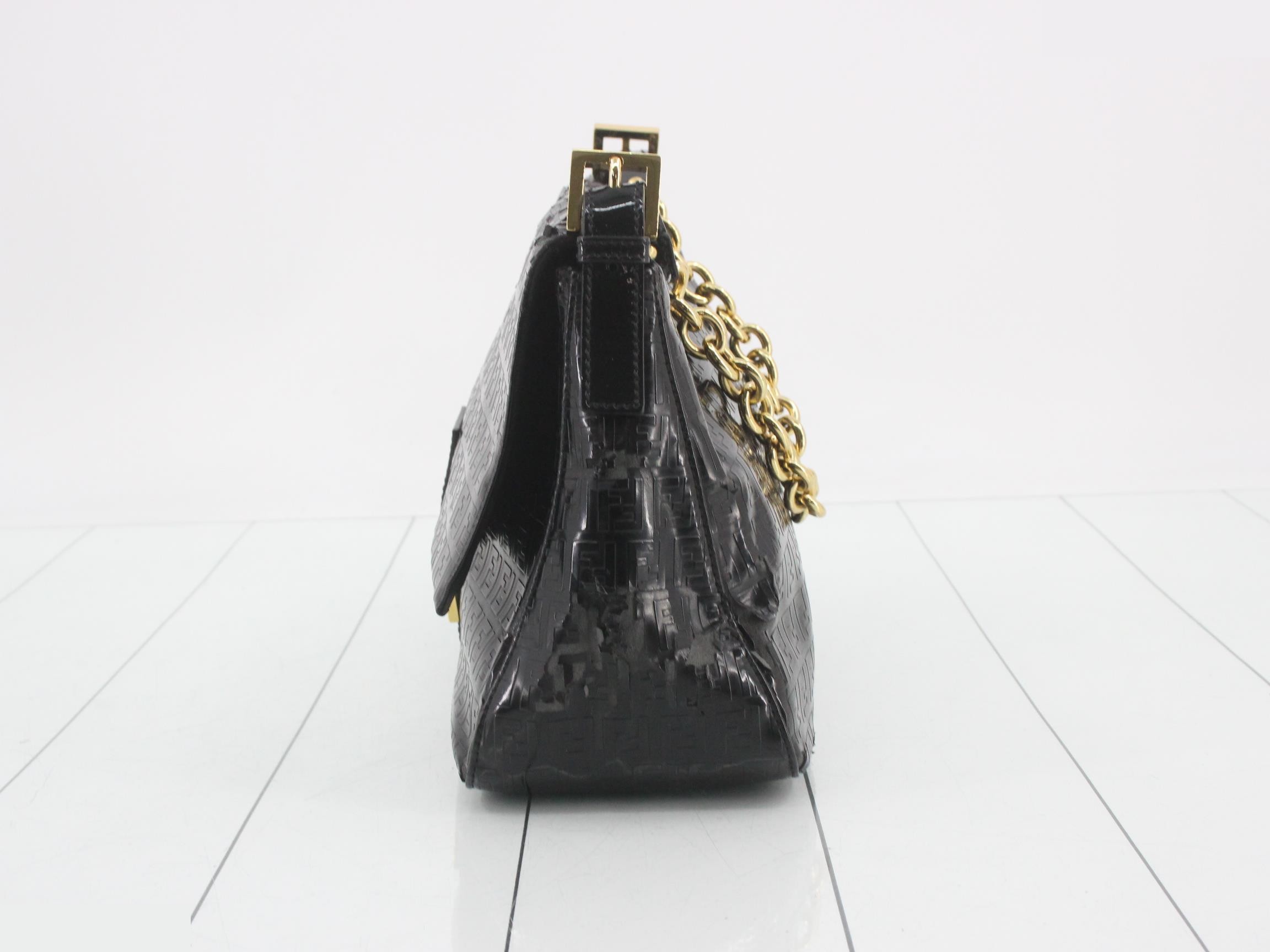 Patent leather Zucchino Mamma Bucket Chain — view 3
