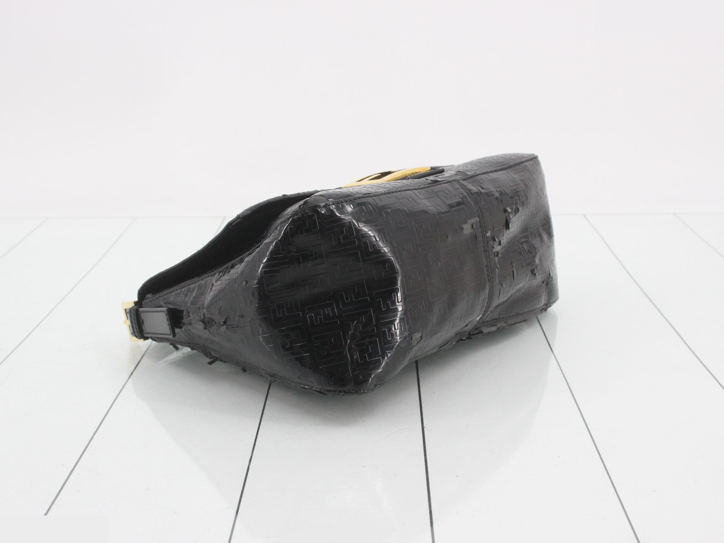 Patent leather Zucchino Mamma Bucket Chain — view 5