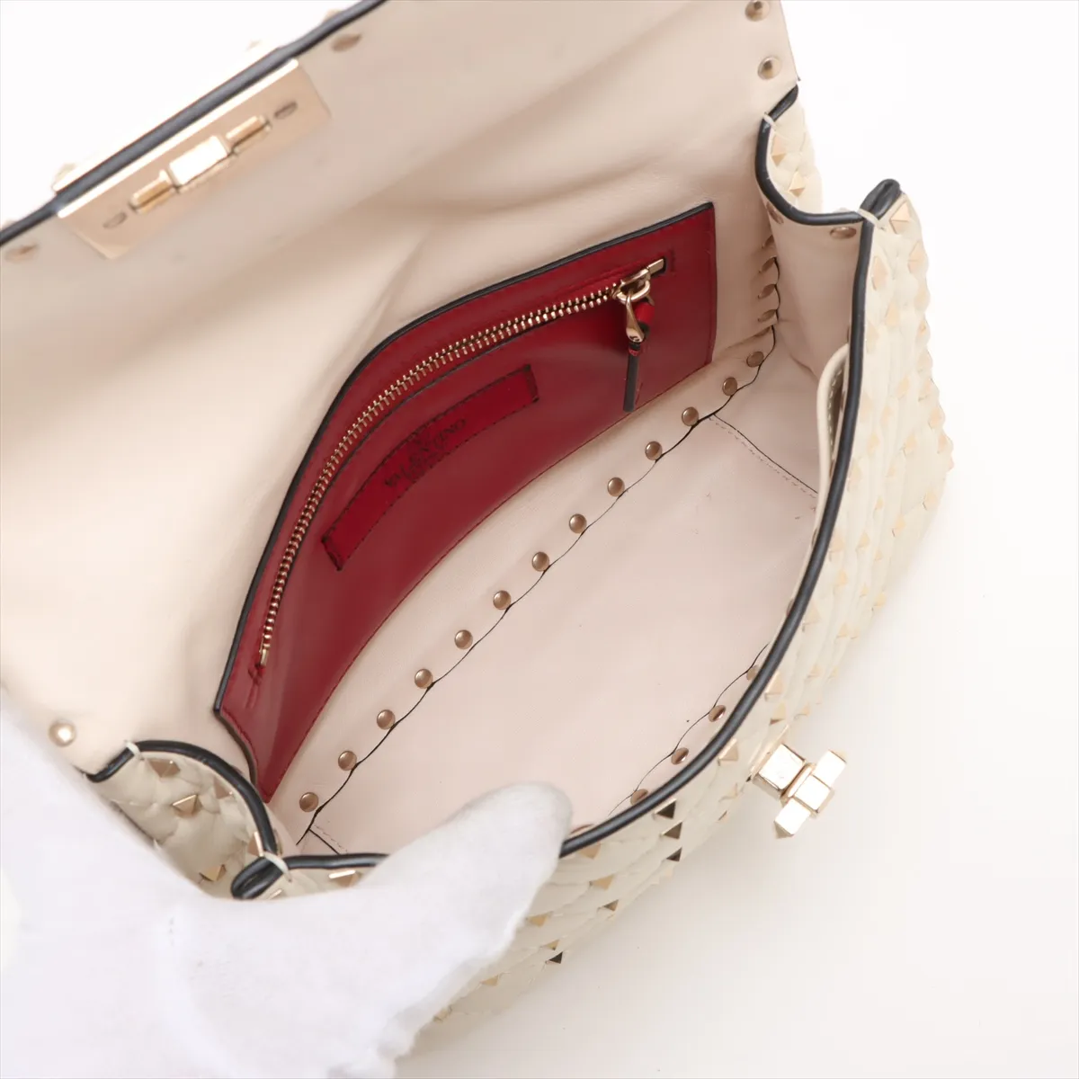 Rockstud Leather 2WAY Shoulder Bag White — view 8