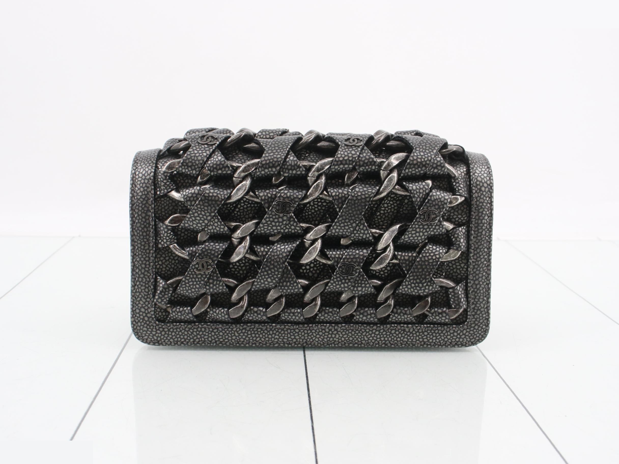 Caviar skin (bag) - Shoulder bag — view 2