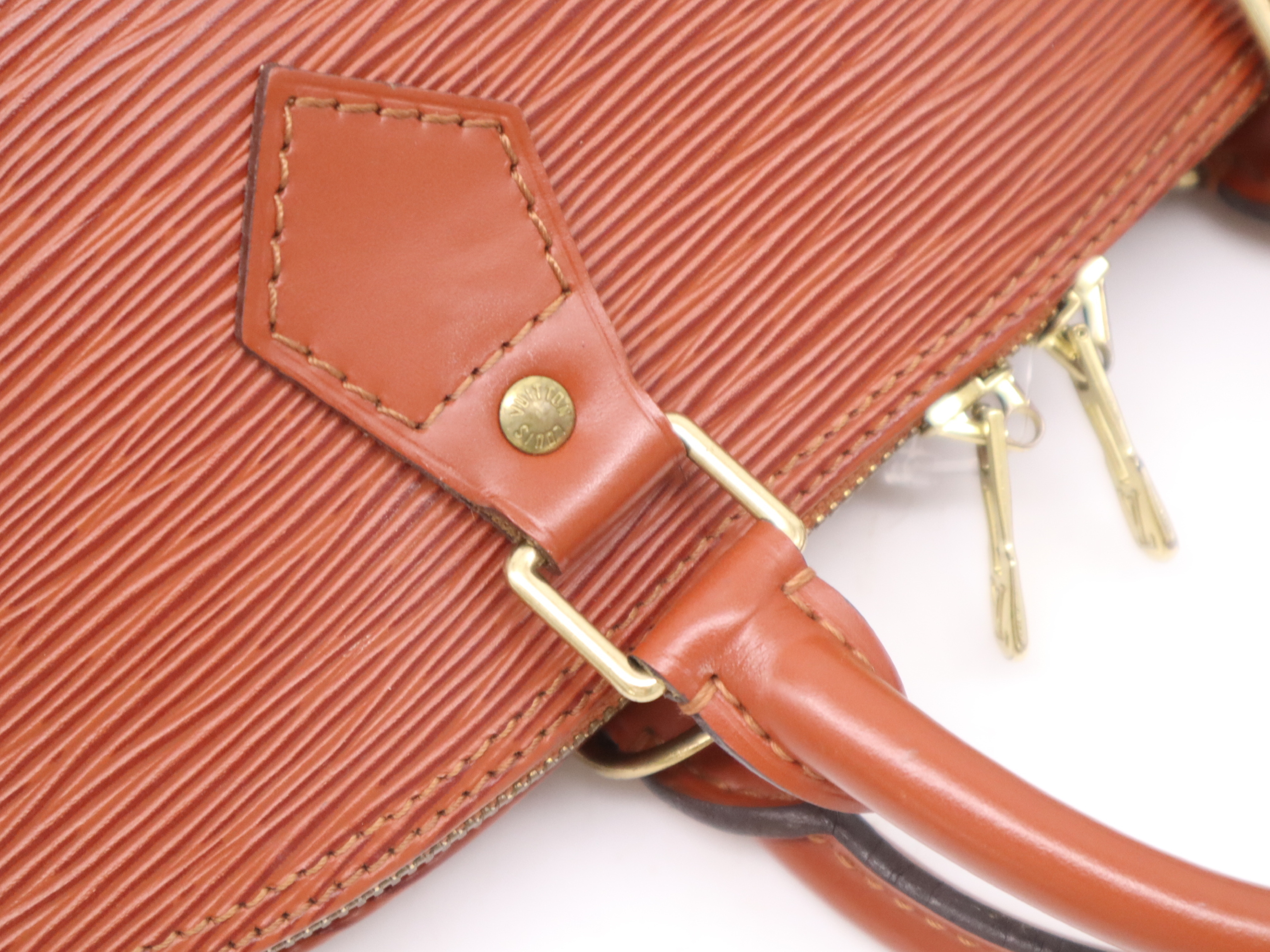 M52143 Epi Arma Kenya Brown Handbag — view 7