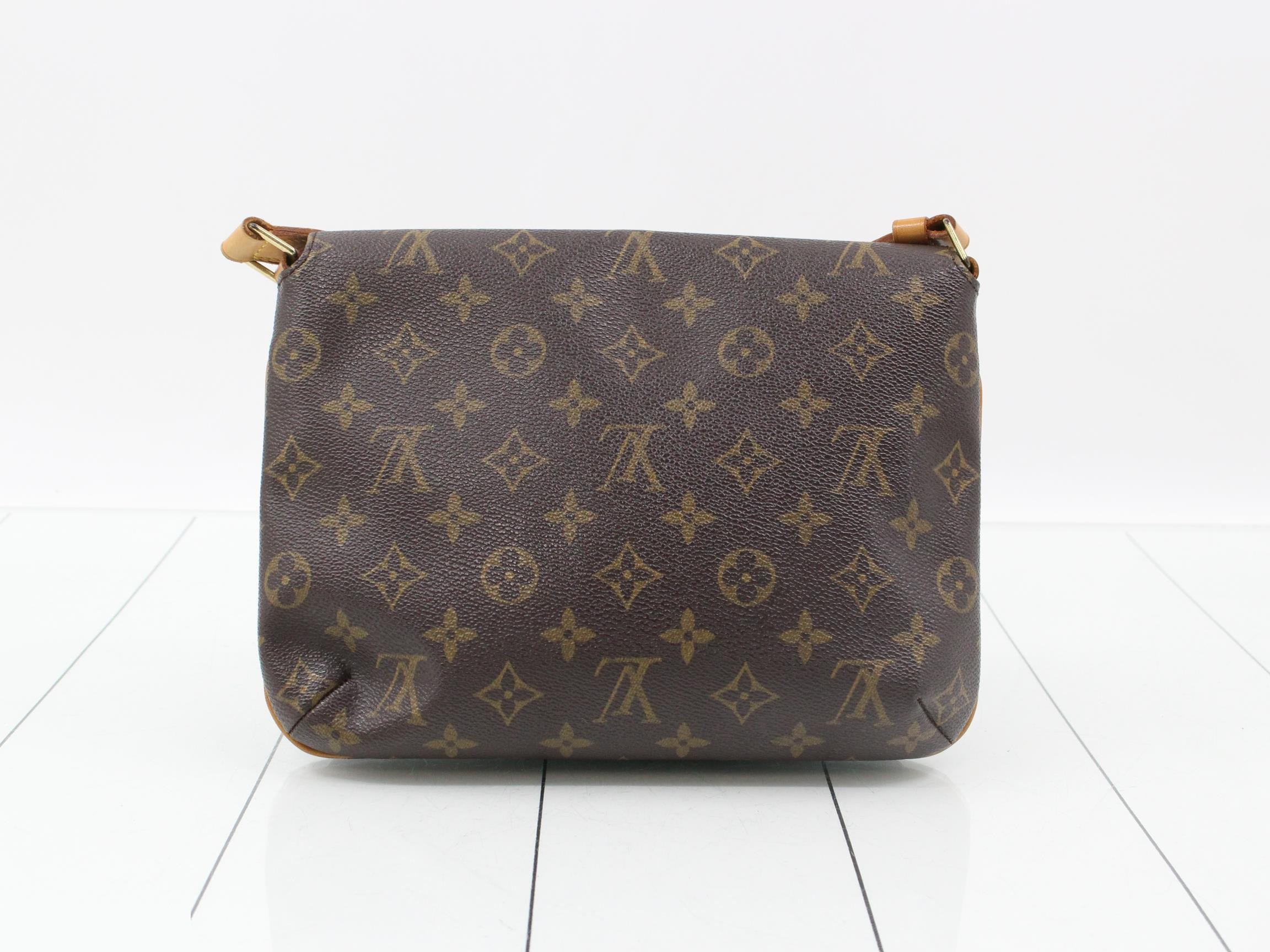 M51257 Musette Tango Short Shoulder Bag — view 2