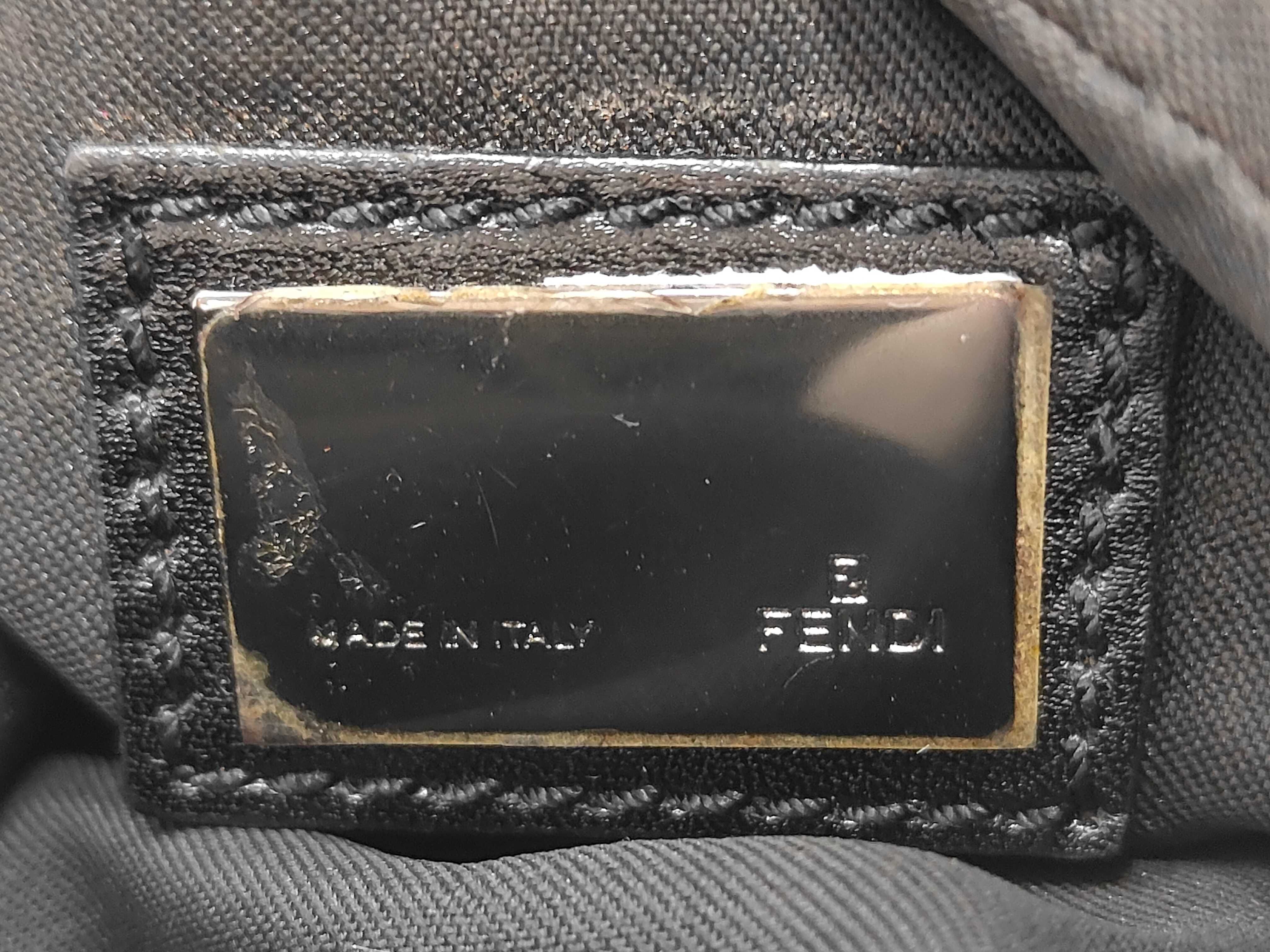 Zucchino Shoulder Bag — view 9
