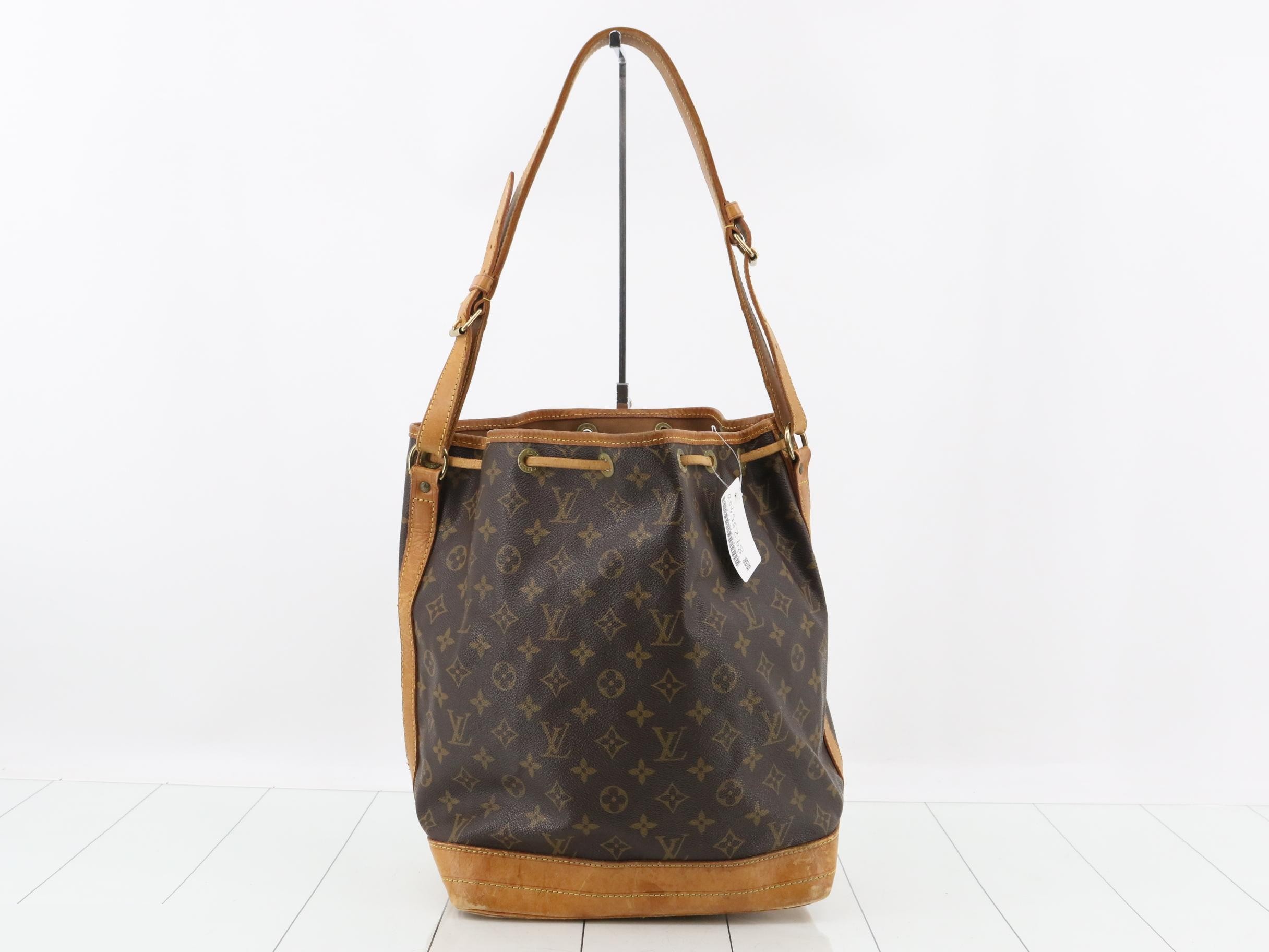Noe Shoulder Bag — view 2