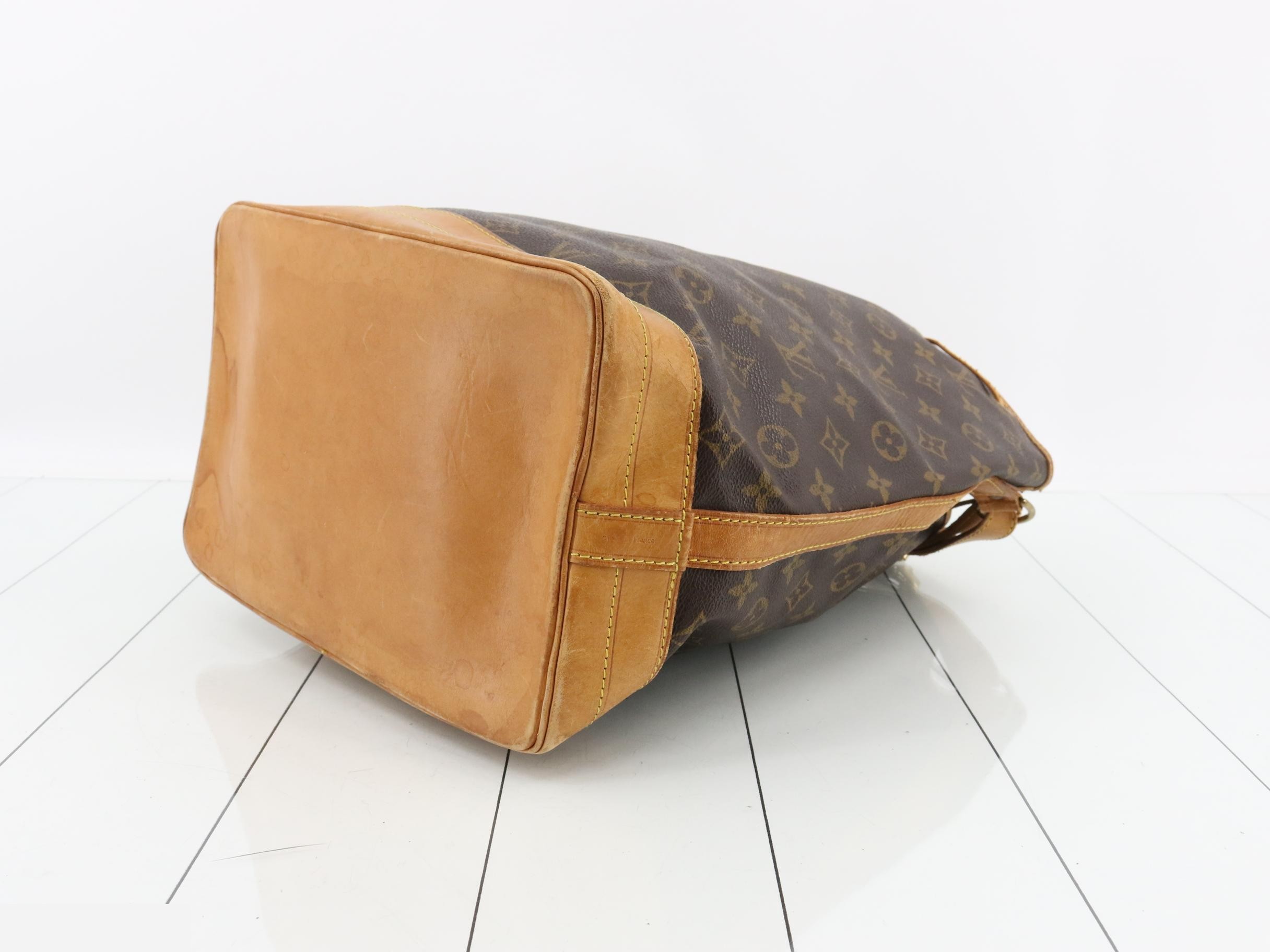 Noe Shoulder Bag — view 6