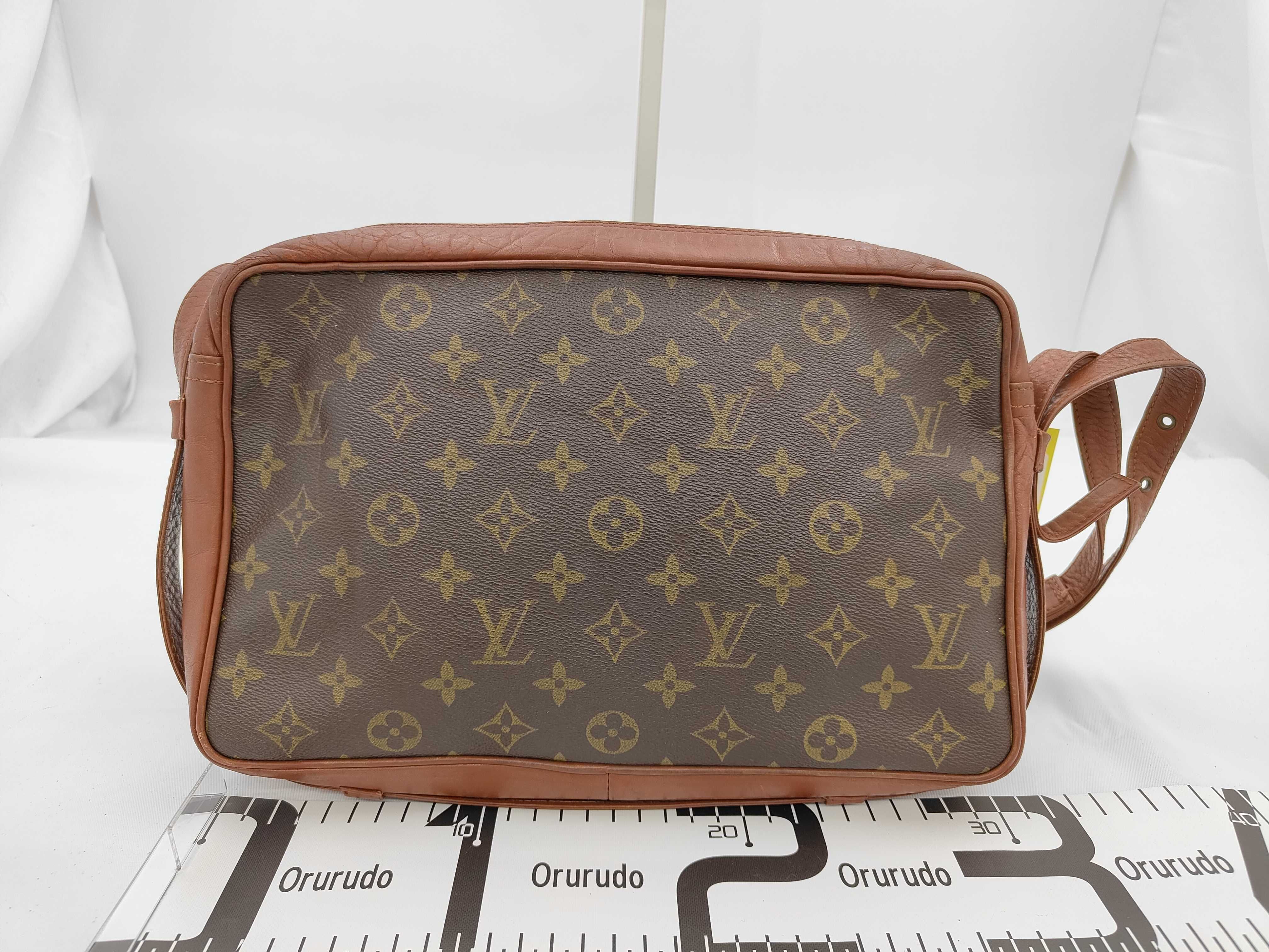 Monogram Sac Bandoulière Shoulder Bag (Damaged Zipper Track) — view 2