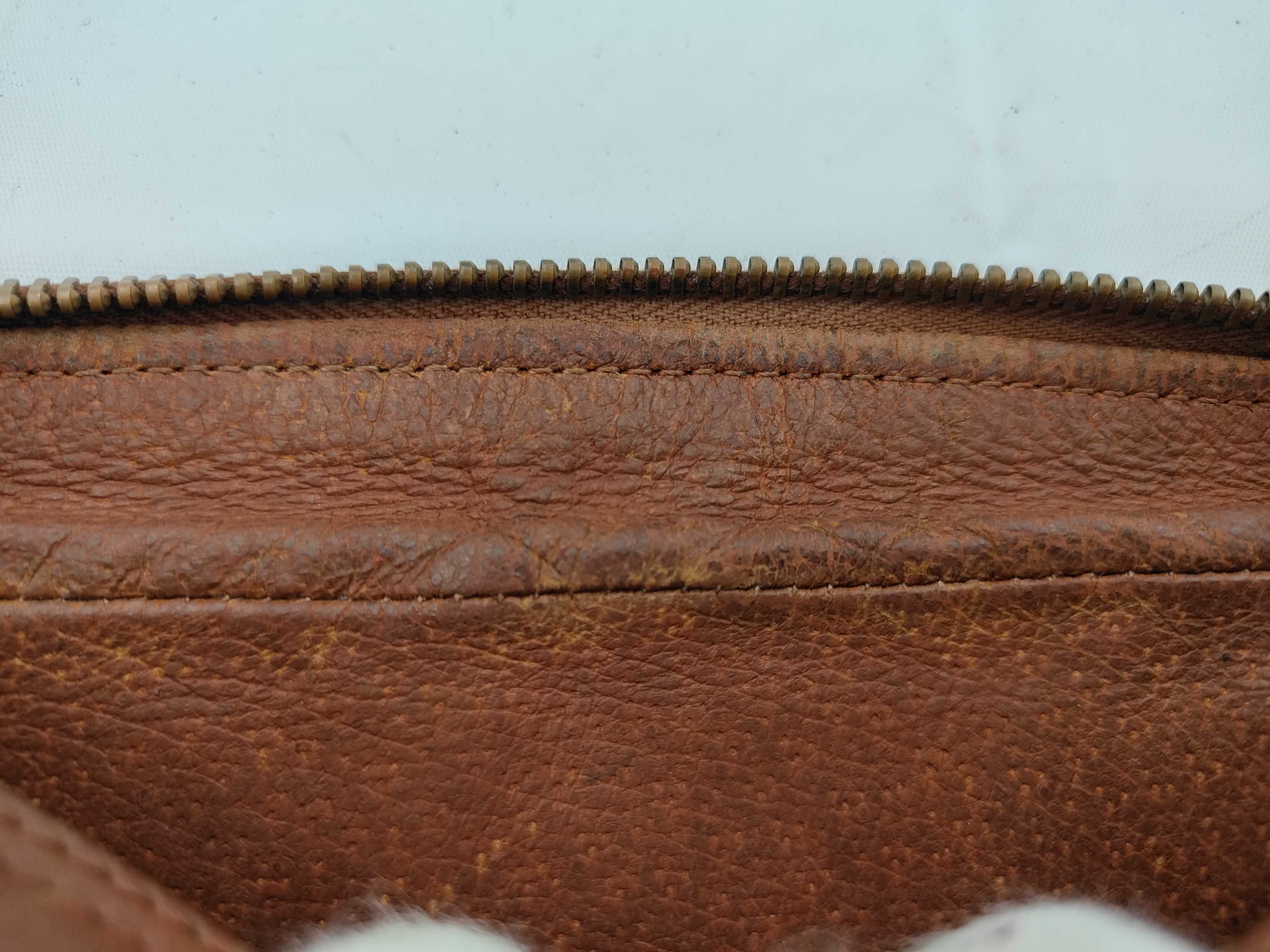 Monogram Sac Bandoulière Shoulder Bag (Damaged Zipper Track) — view 11
