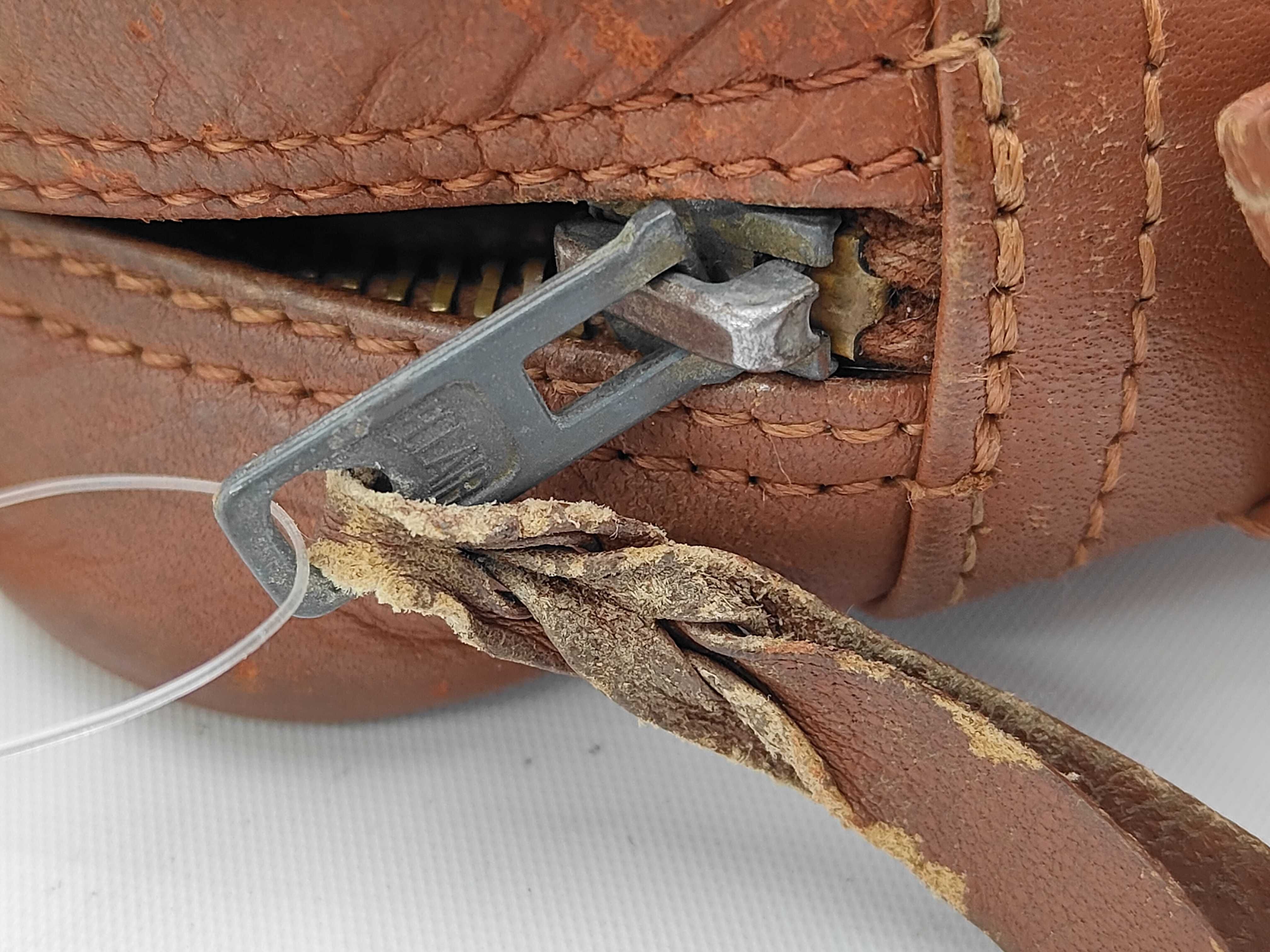 Monogram Sac Bandoulière Shoulder Bag (Damaged Zipper Track) — view 12