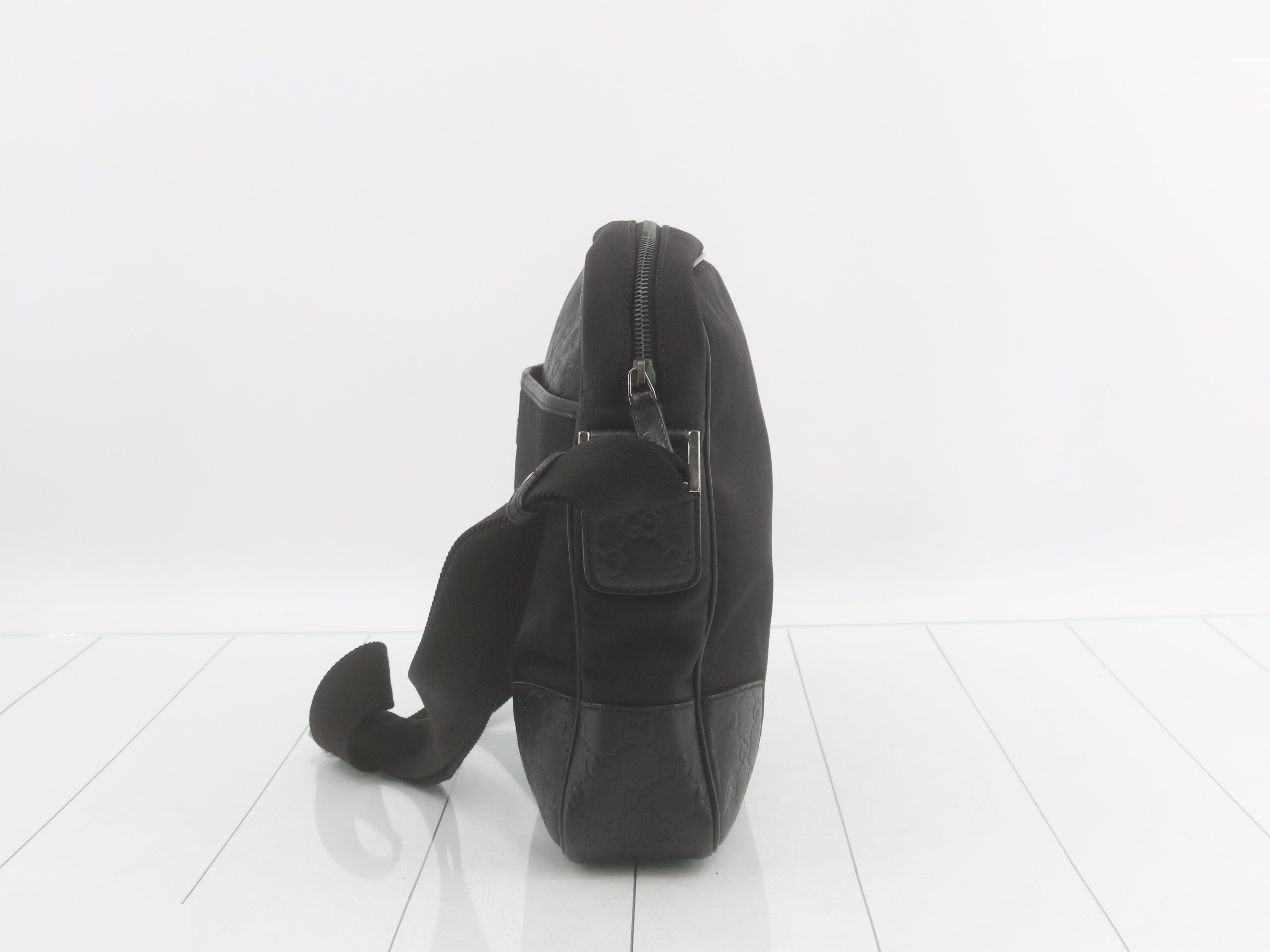 Shima leather shoulder bag — view 3