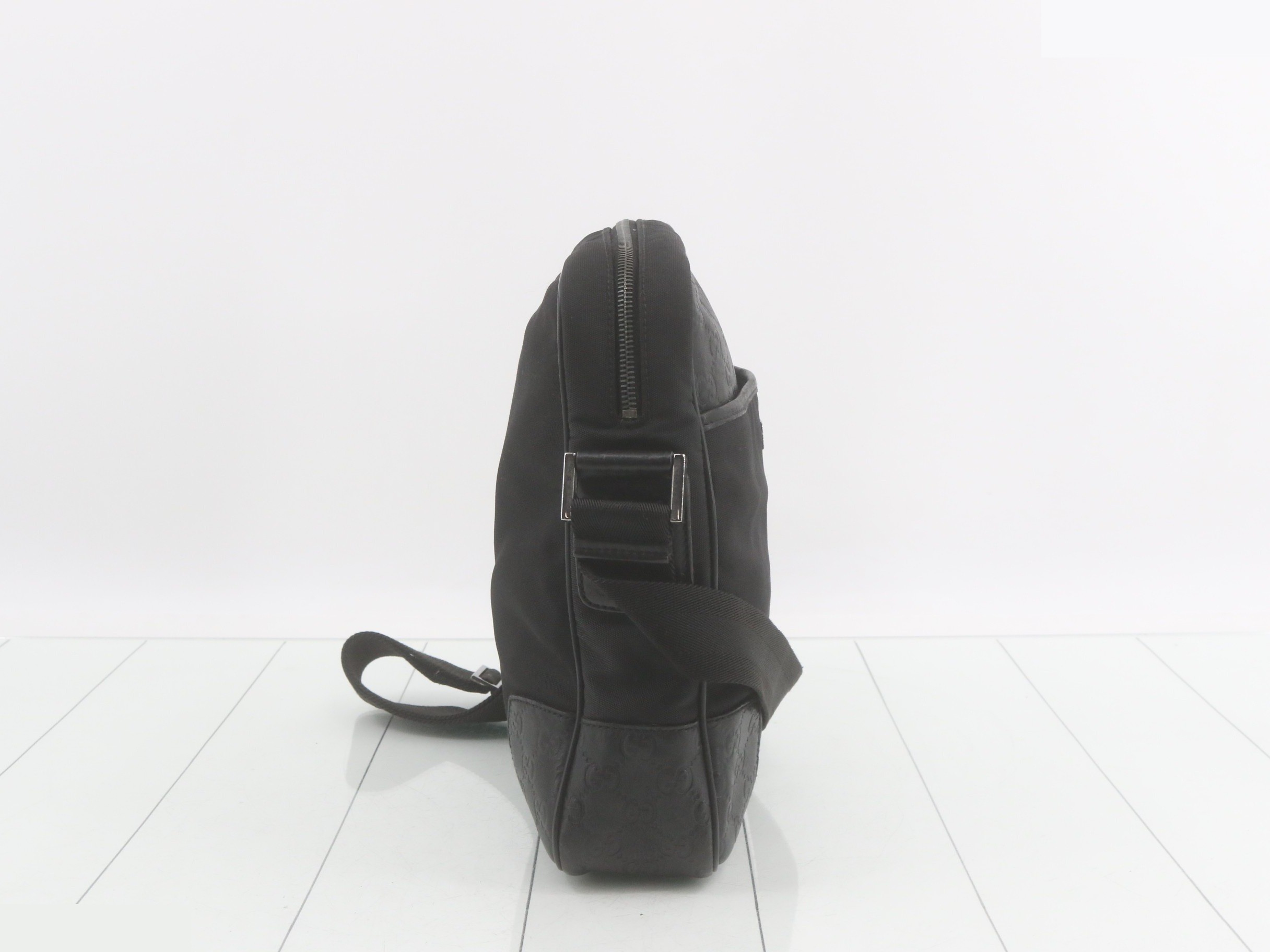 Shima leather shoulder bag — view 4