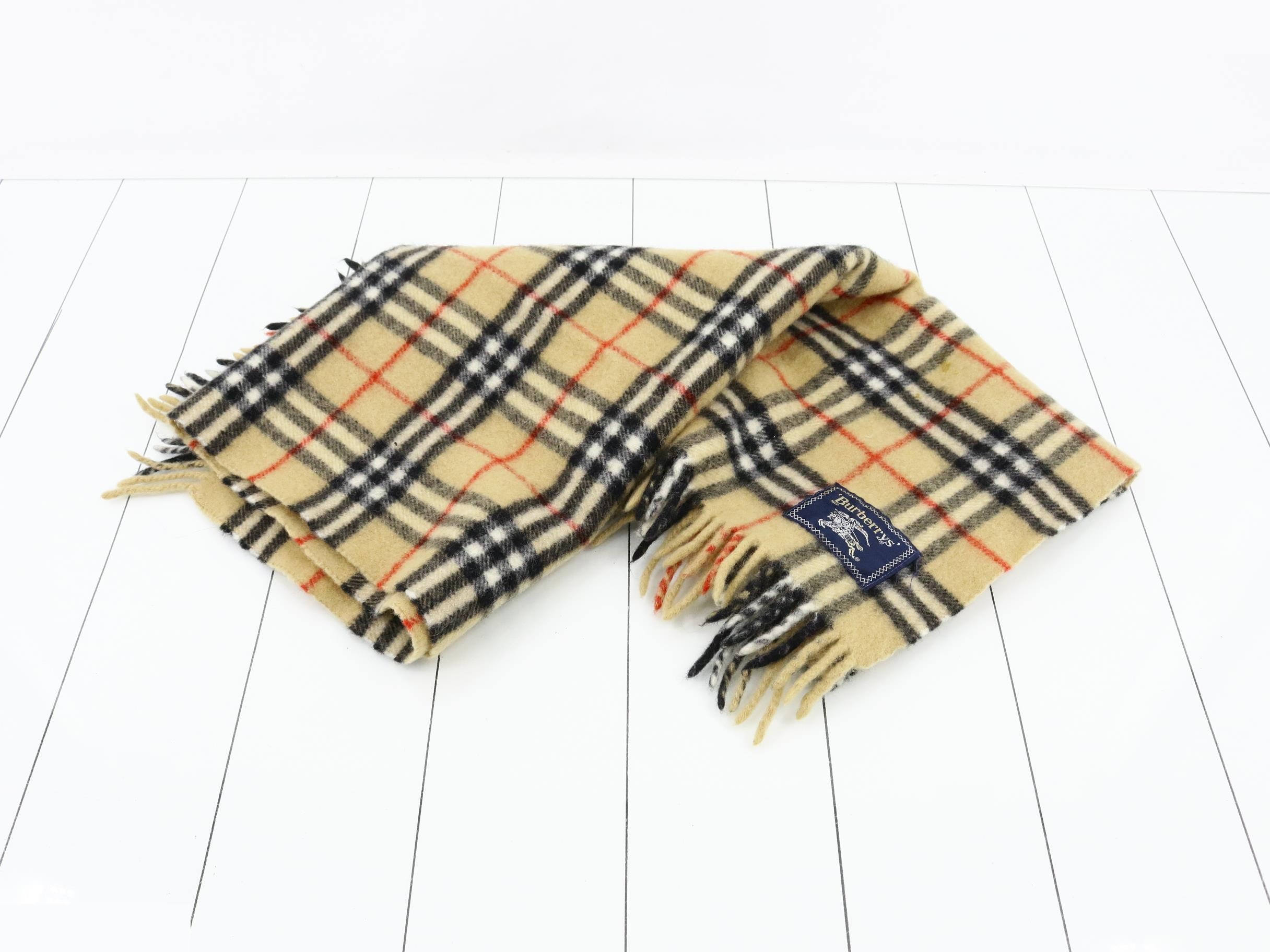 Other items: accessories, shawls (lap blankets) — view 2