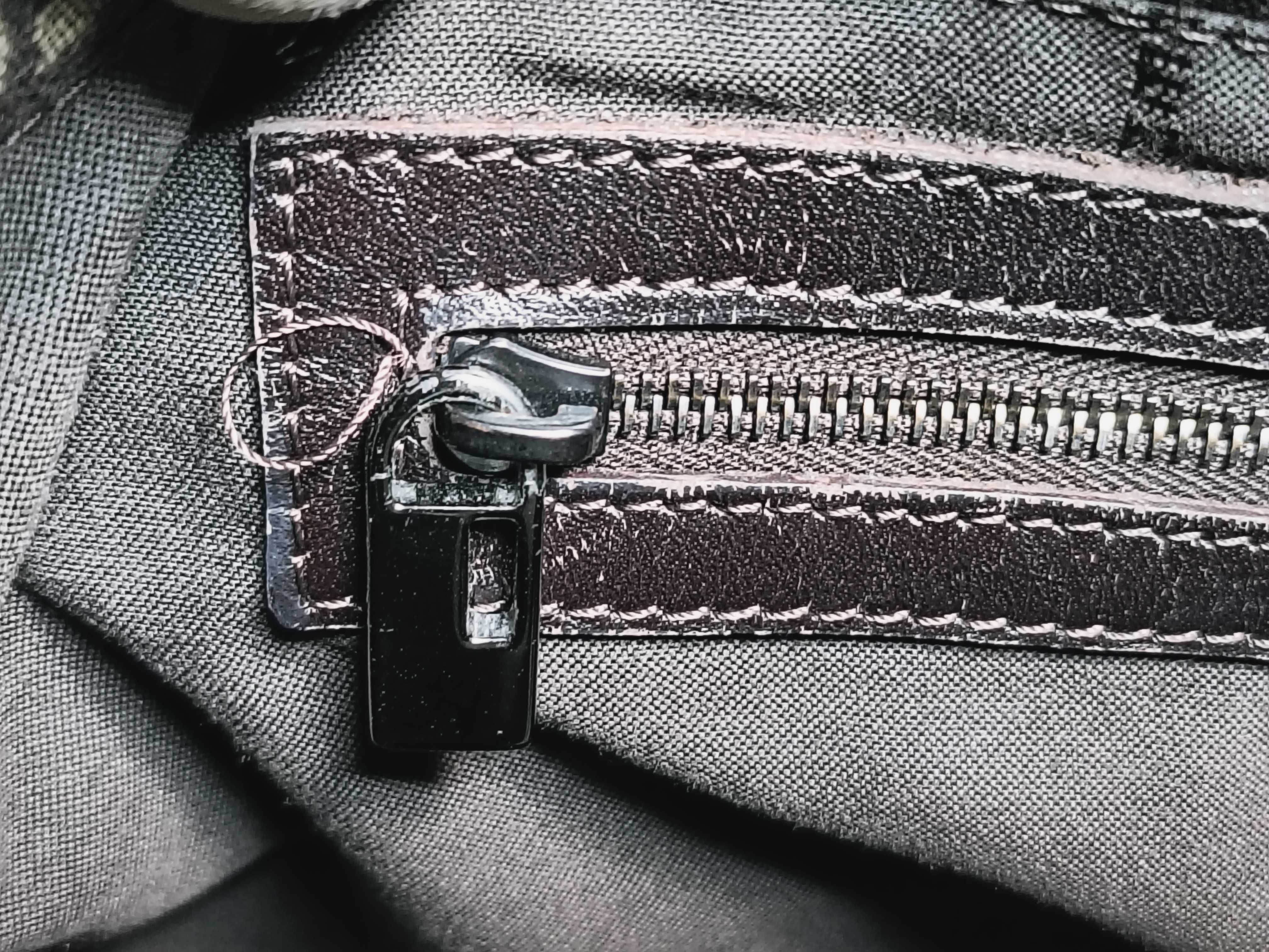 Mamma Shoulder Bag — view 11