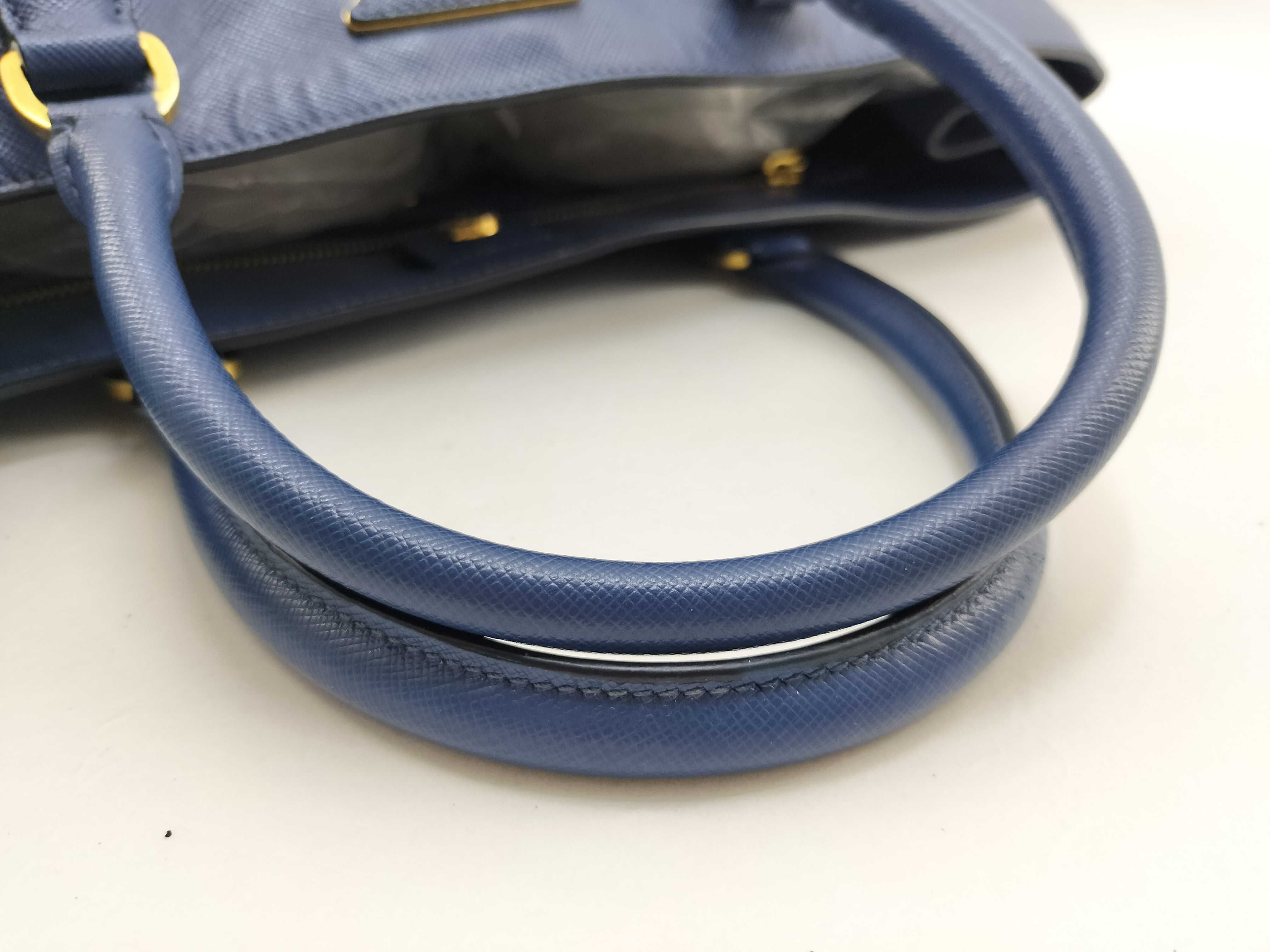 Saffiano Lux Tote Bag Navy BN1844 Tote Bag — view 9