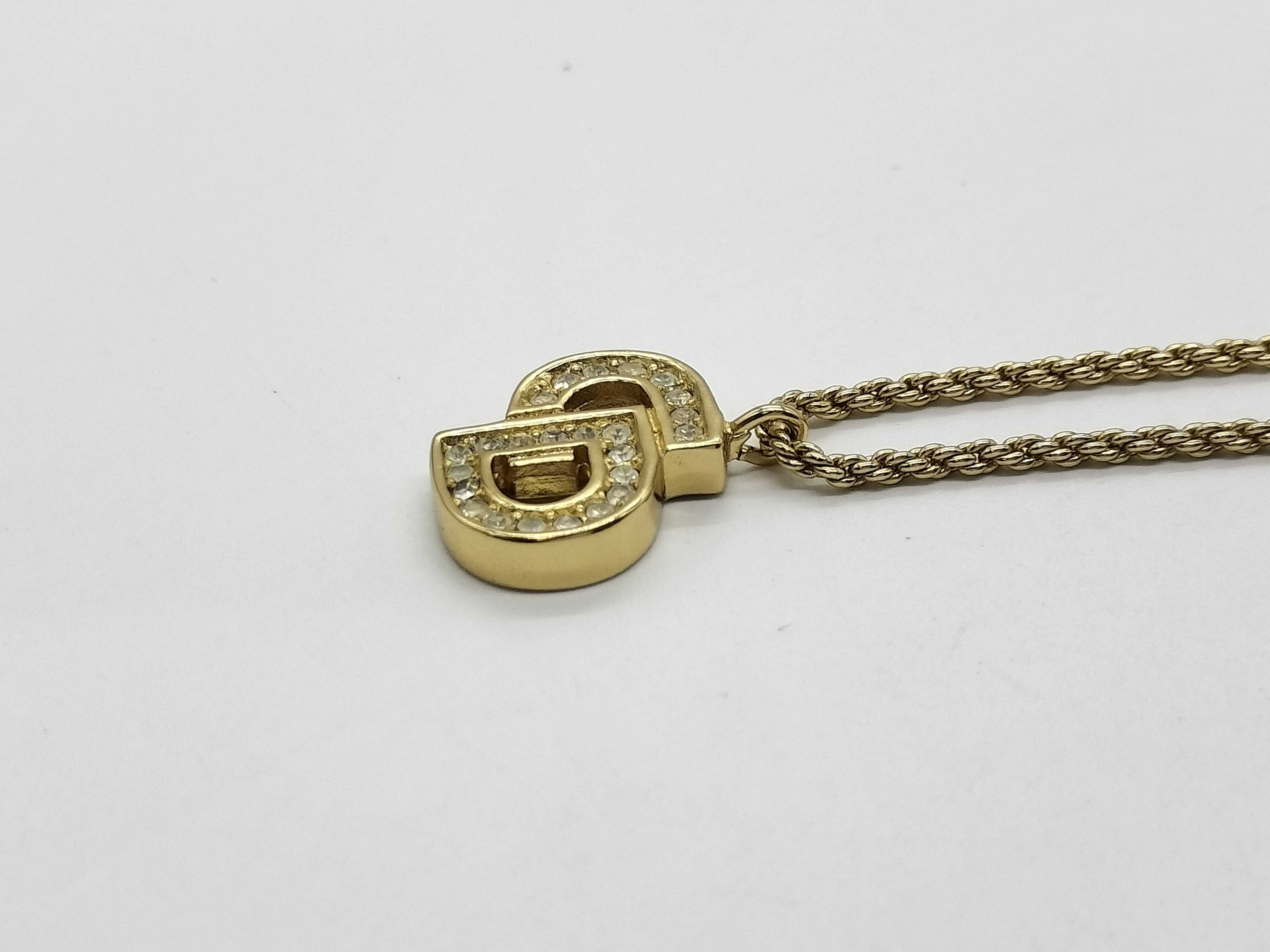 necklace — view 4