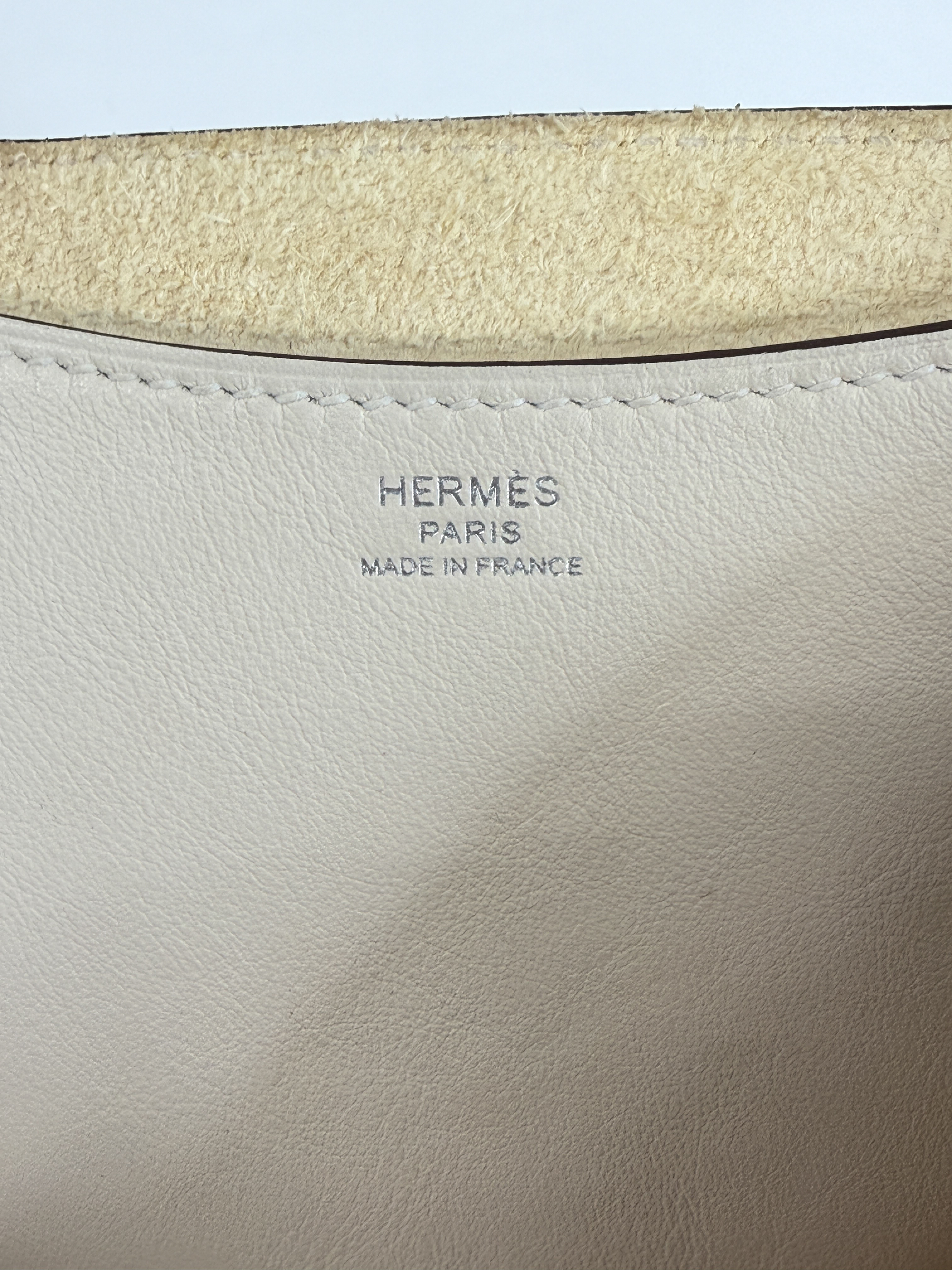 In the Loop 23 Taurillon Clemence Nata Silver Hardware B: 2023 Tote Bag — view 8
