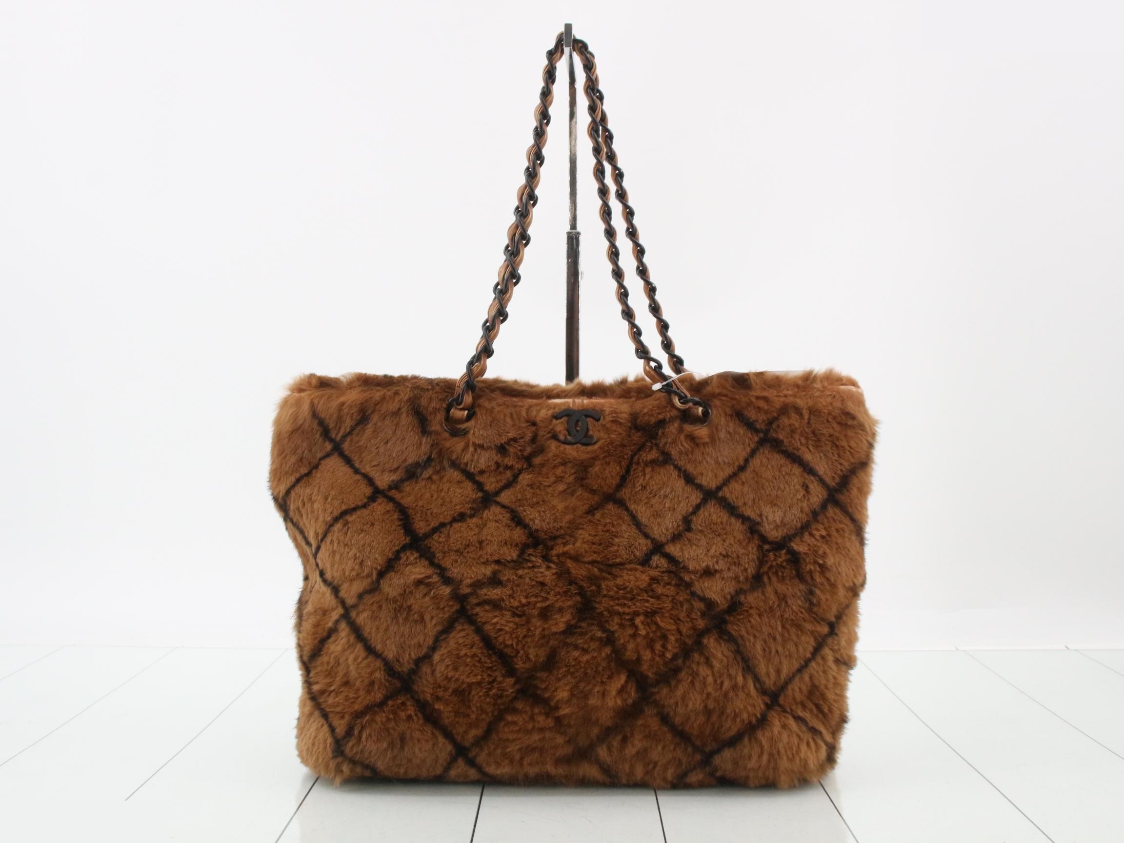 Fur Coco Mark Chain Tote