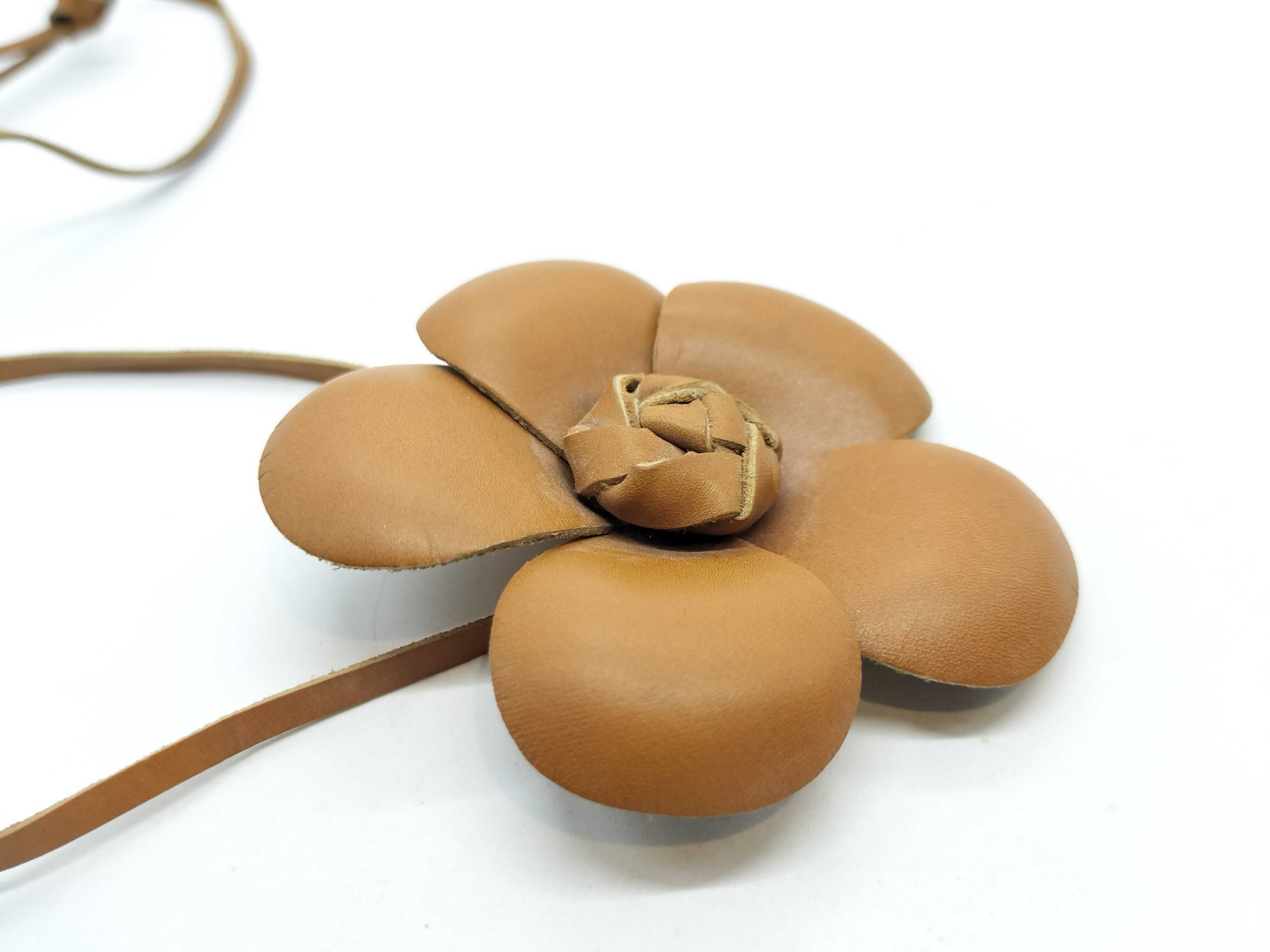 Camellia Leather Choker Brown Necklace — view 4