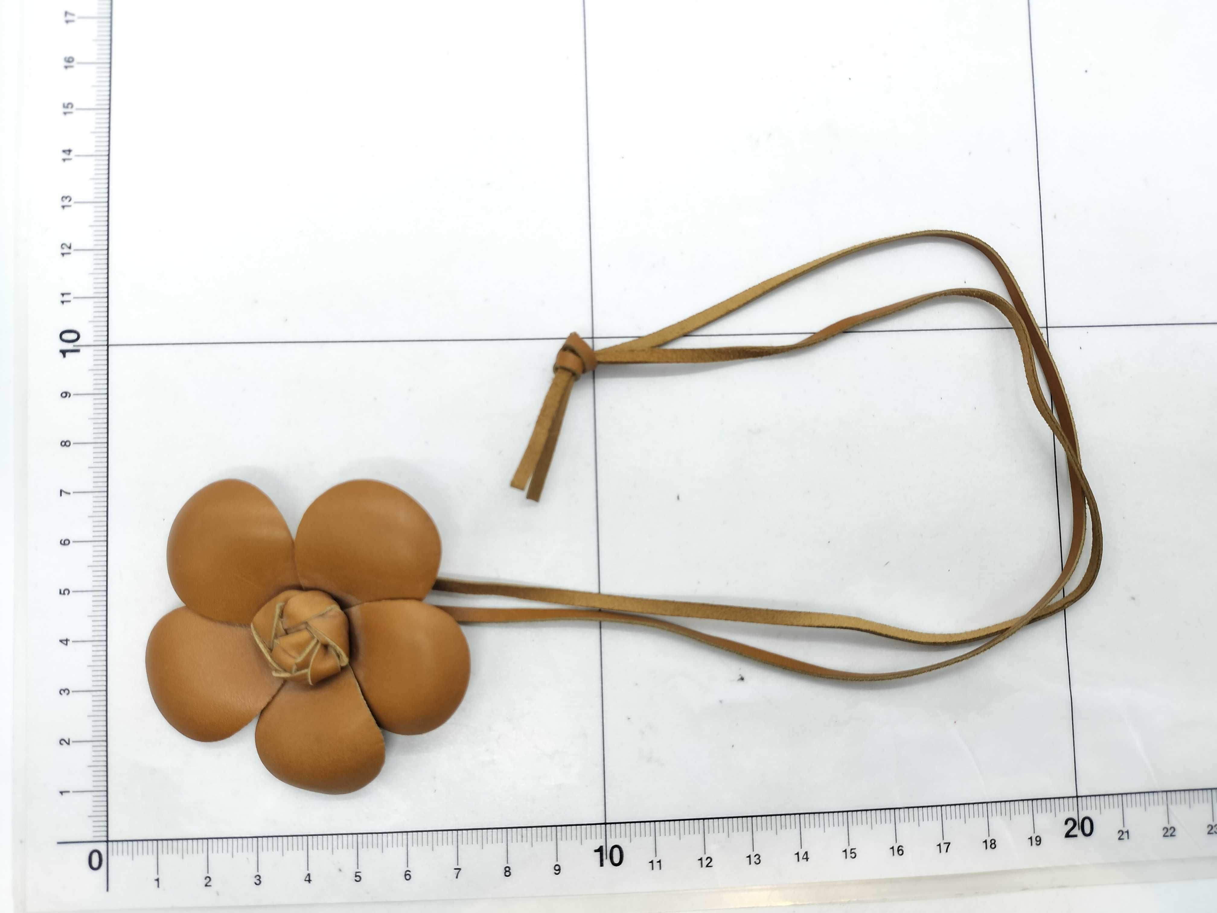 Camellia Leather Choker Brown Necklace — view 6