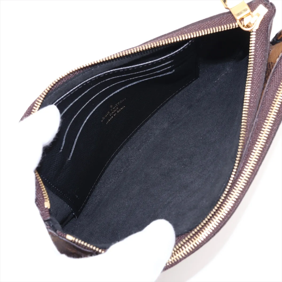 Giant Monogram Reverse Pochette Double Zip M69203 GI3200 Brown (RFID detected) — view 6