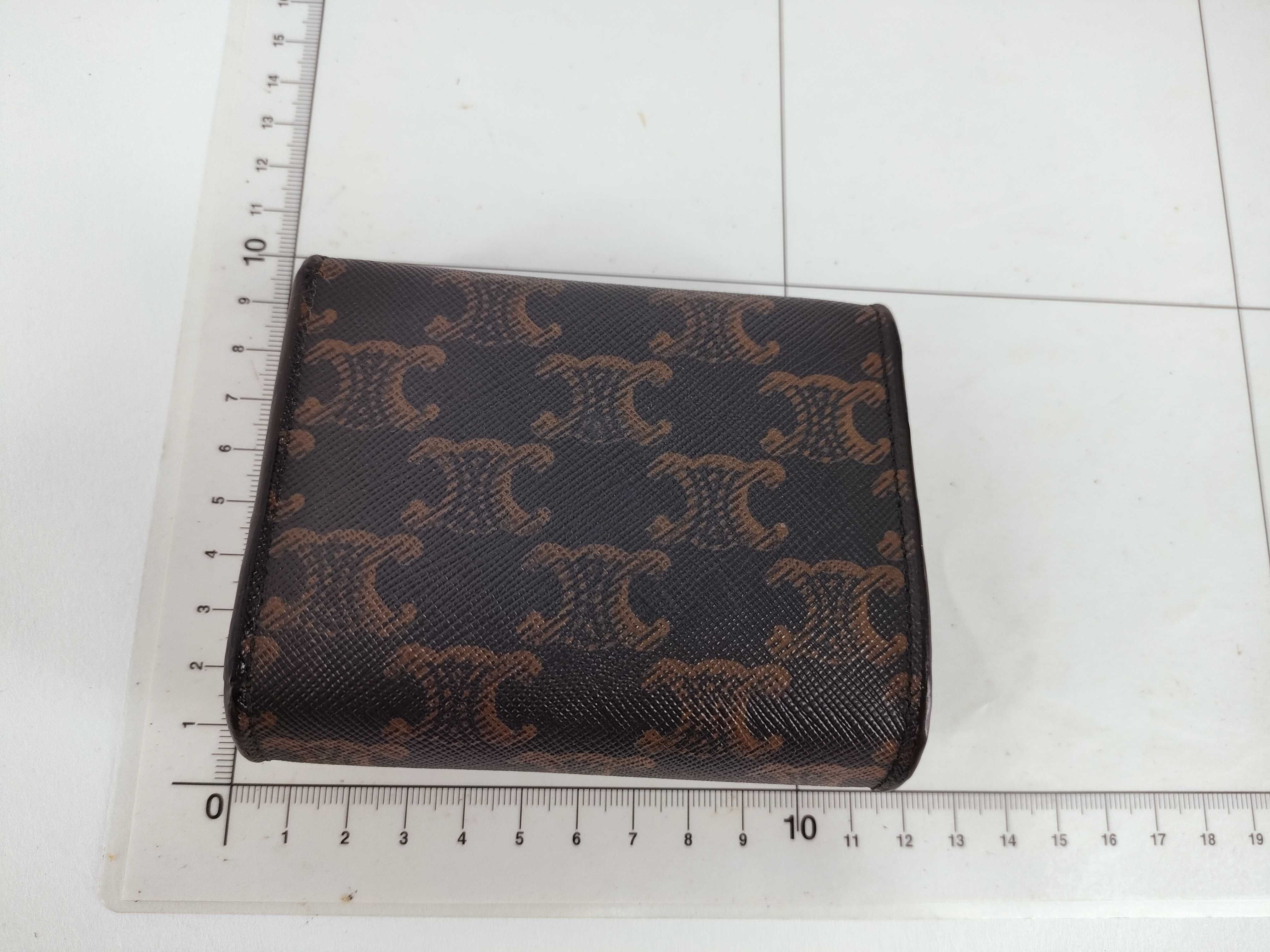 Triomphe Compact Wallet Folding Wallet — view 2