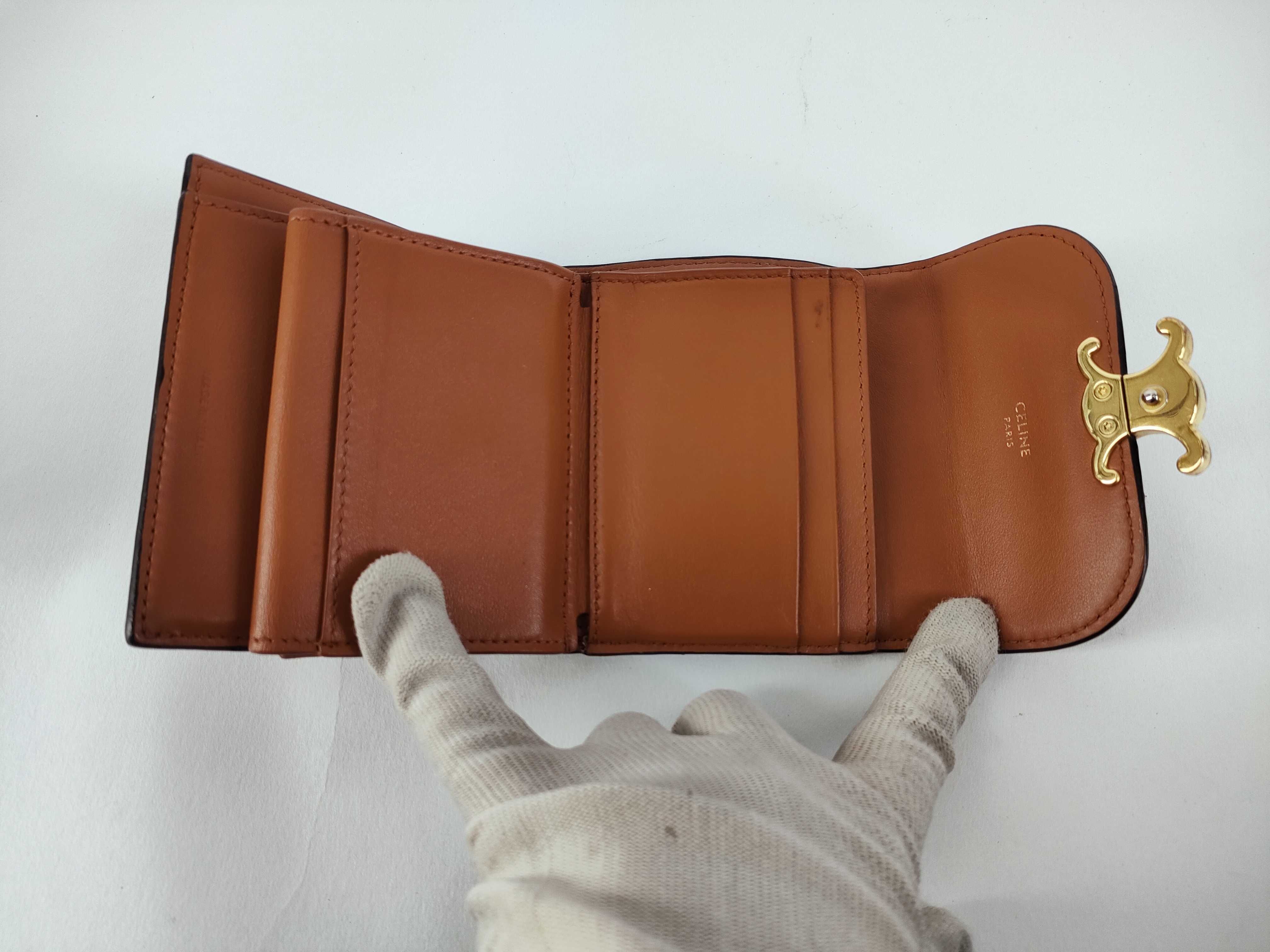 Triomphe Compact Wallet Folding Wallet — view 15