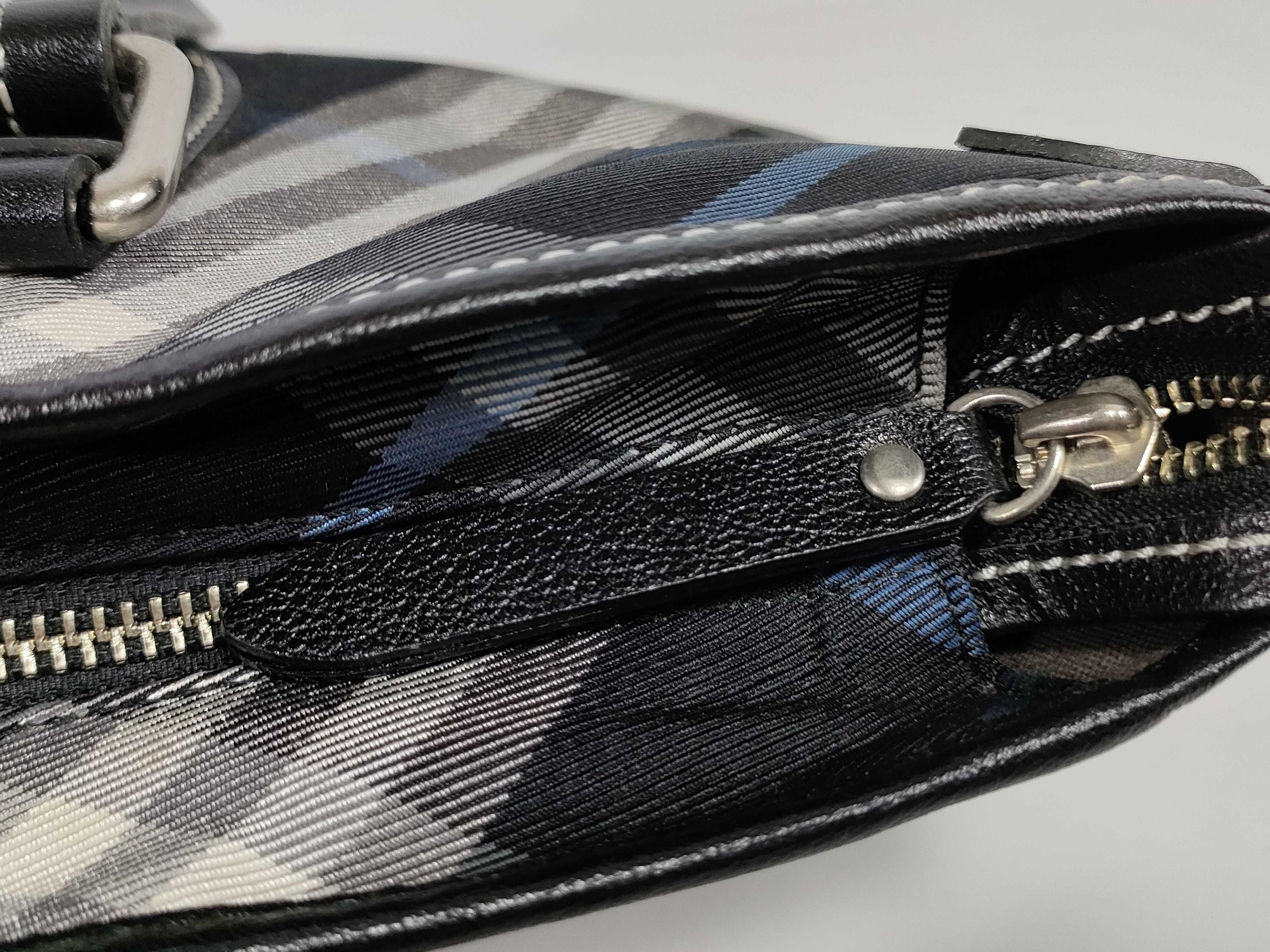 Blue Label Nova Check Tote Bag — view 15