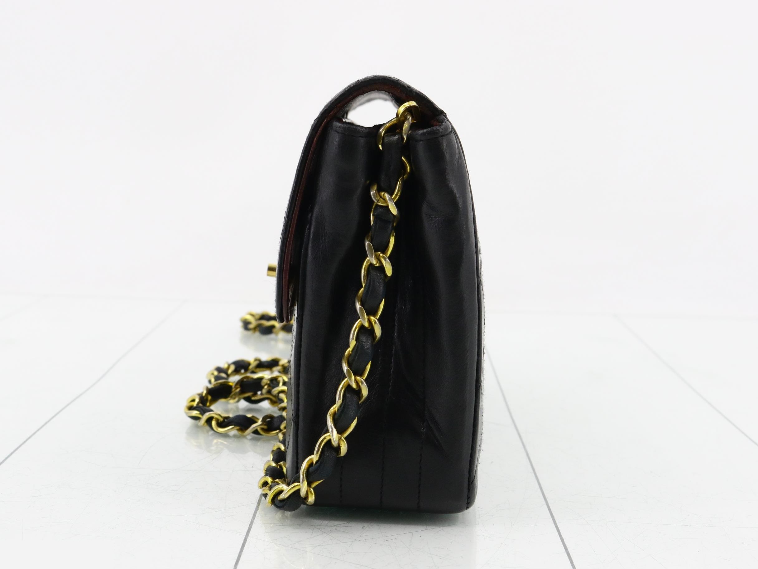 Matelassé (Bag) - Shoulder Bag - Circle Coco — view 3