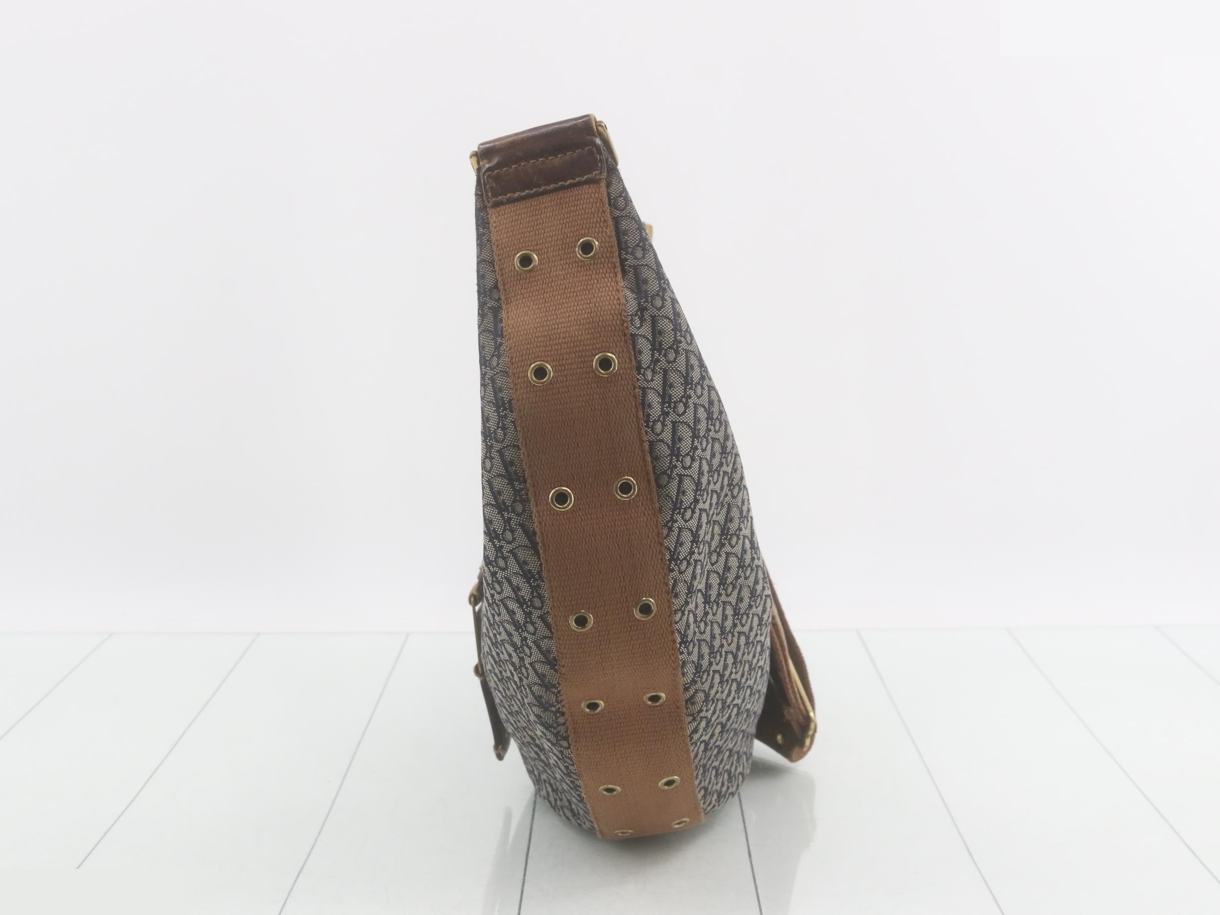Street Chic Shoulder Bag — view 3