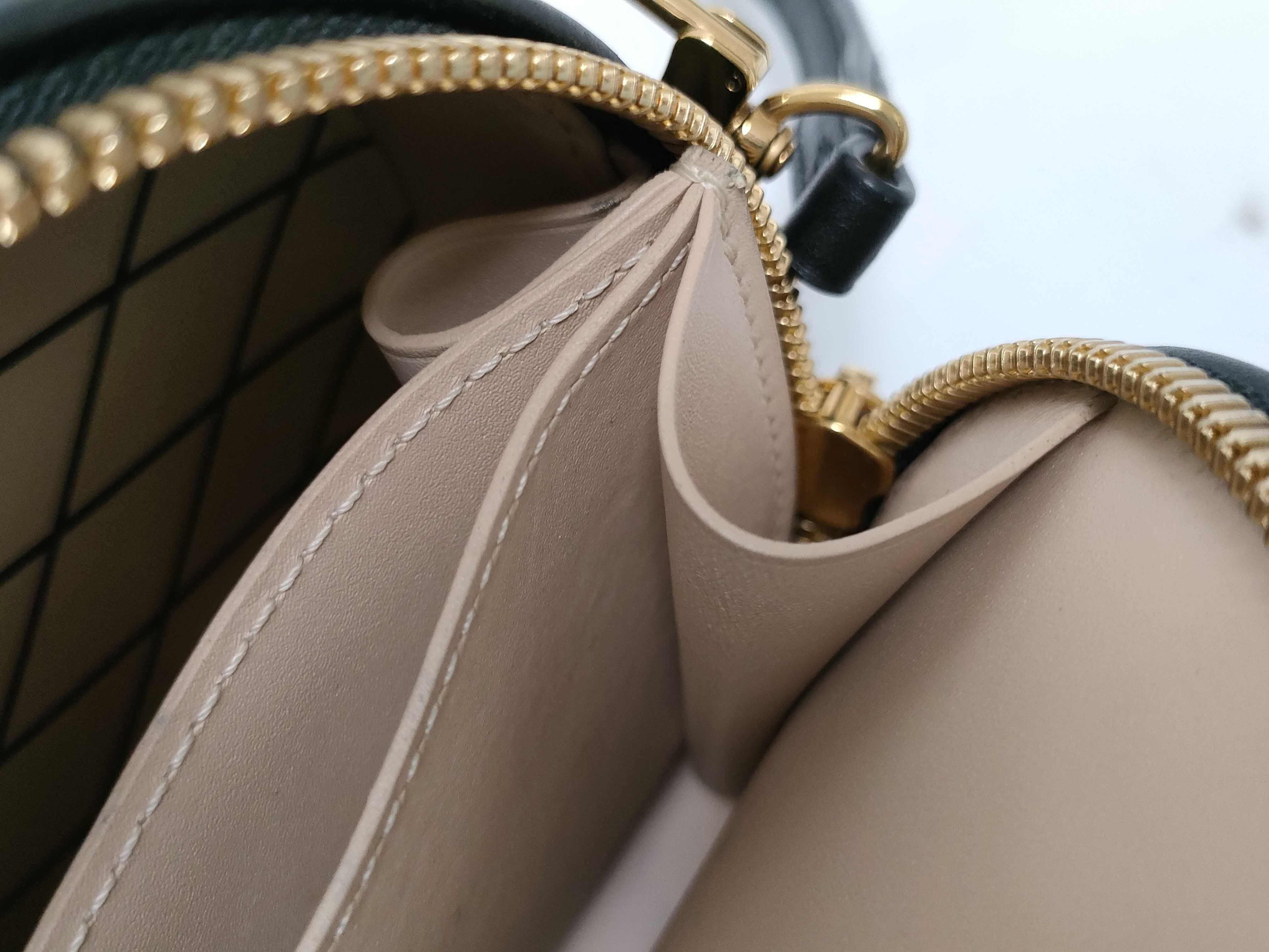 Monogram Louis Vuitton Monogram Reverse Mini Boite Chapeau M68276 Shoulder Bag — view 11