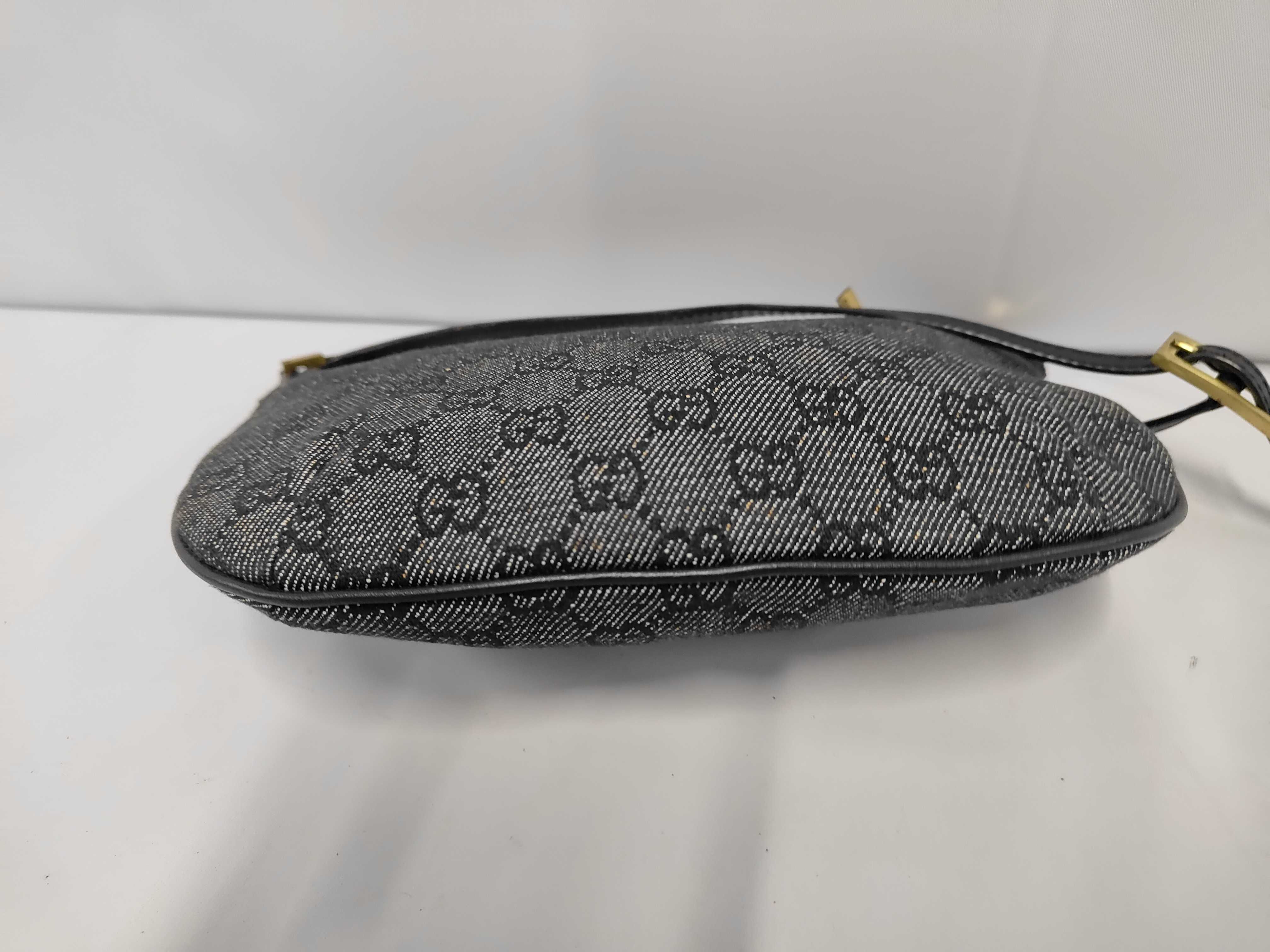 handbag — view 3