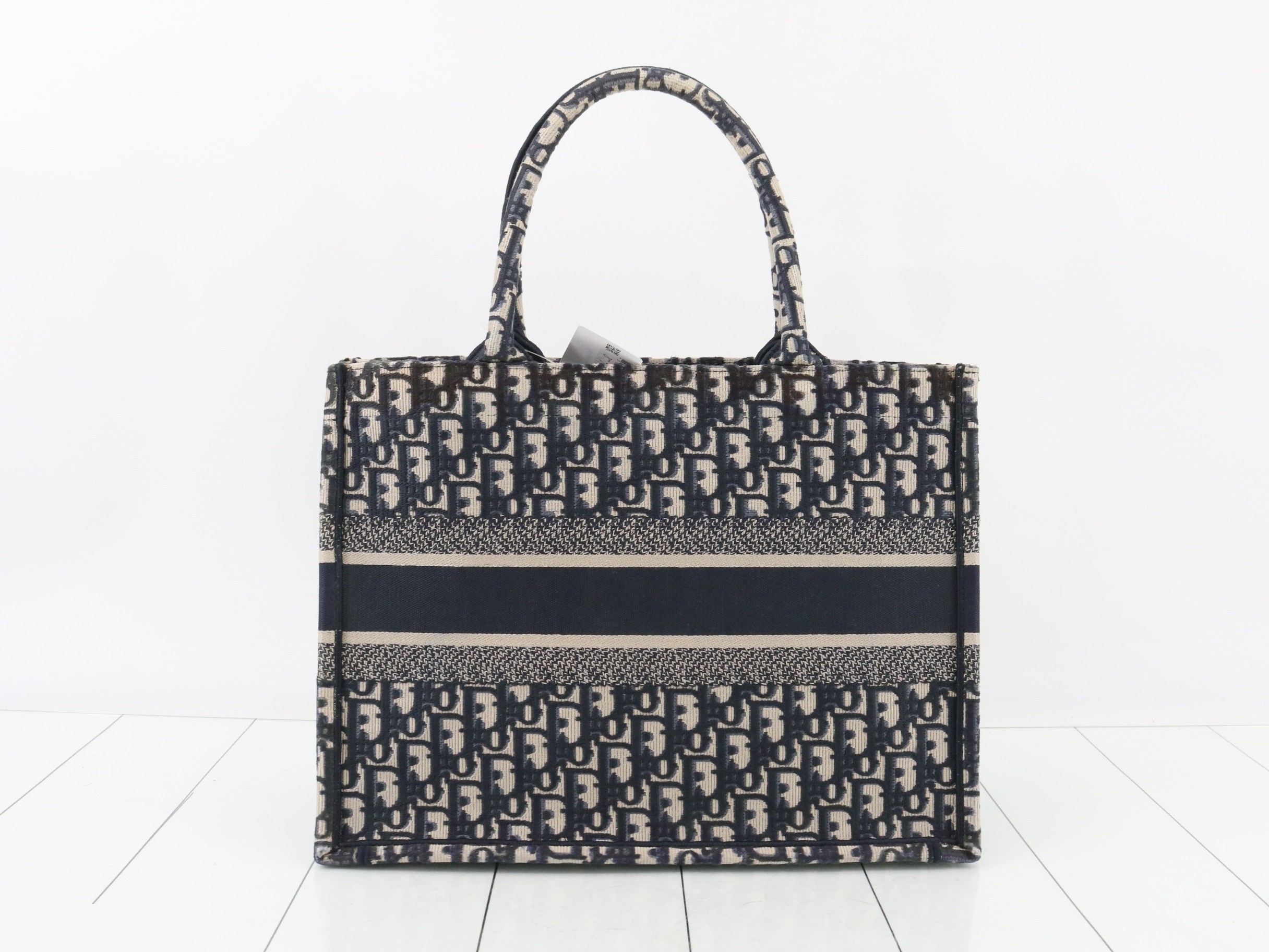 Book Tote, Oblique, Medium — view 2