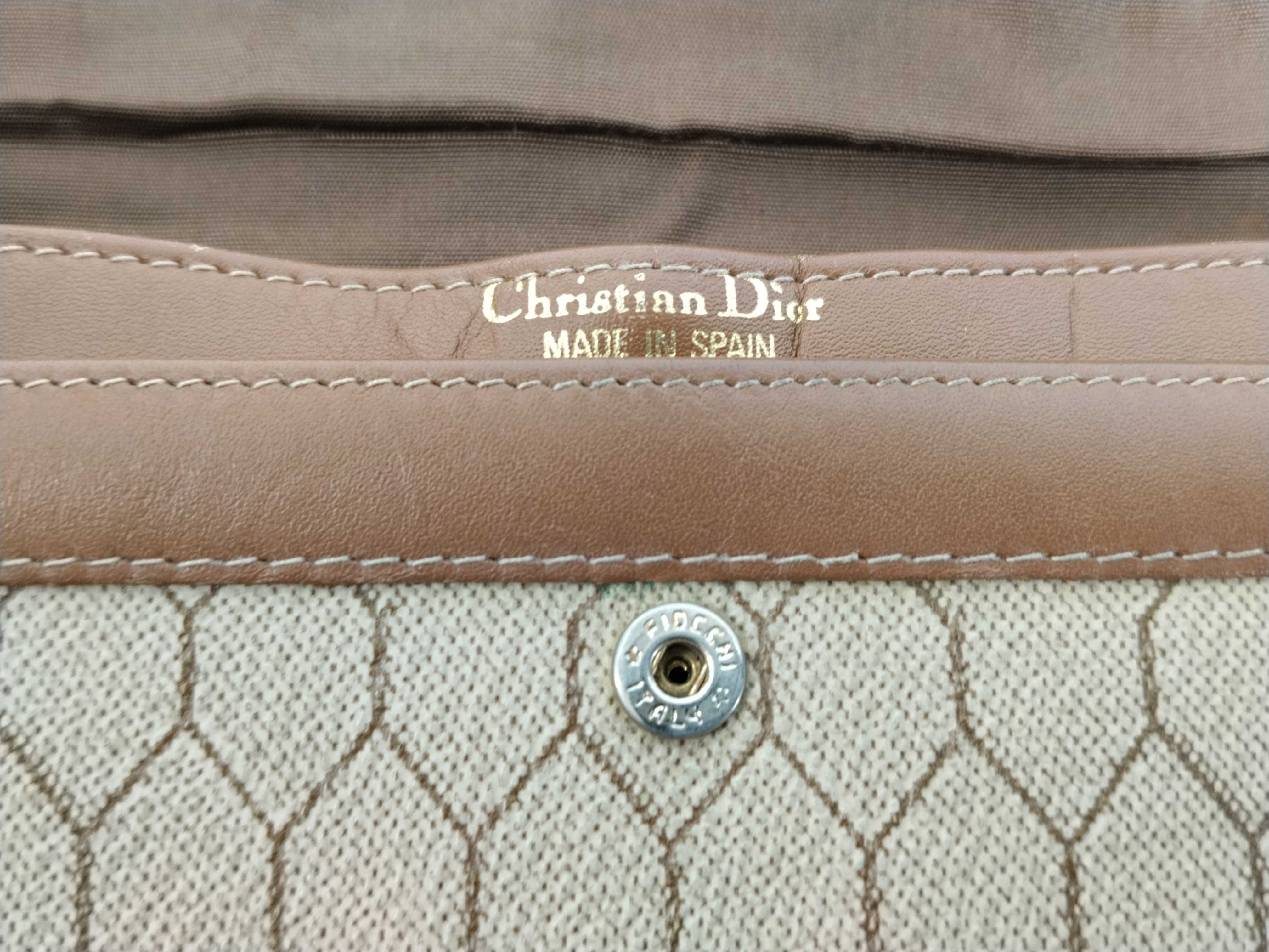 Honeycomb PVC Leather Long Wallet — view 14