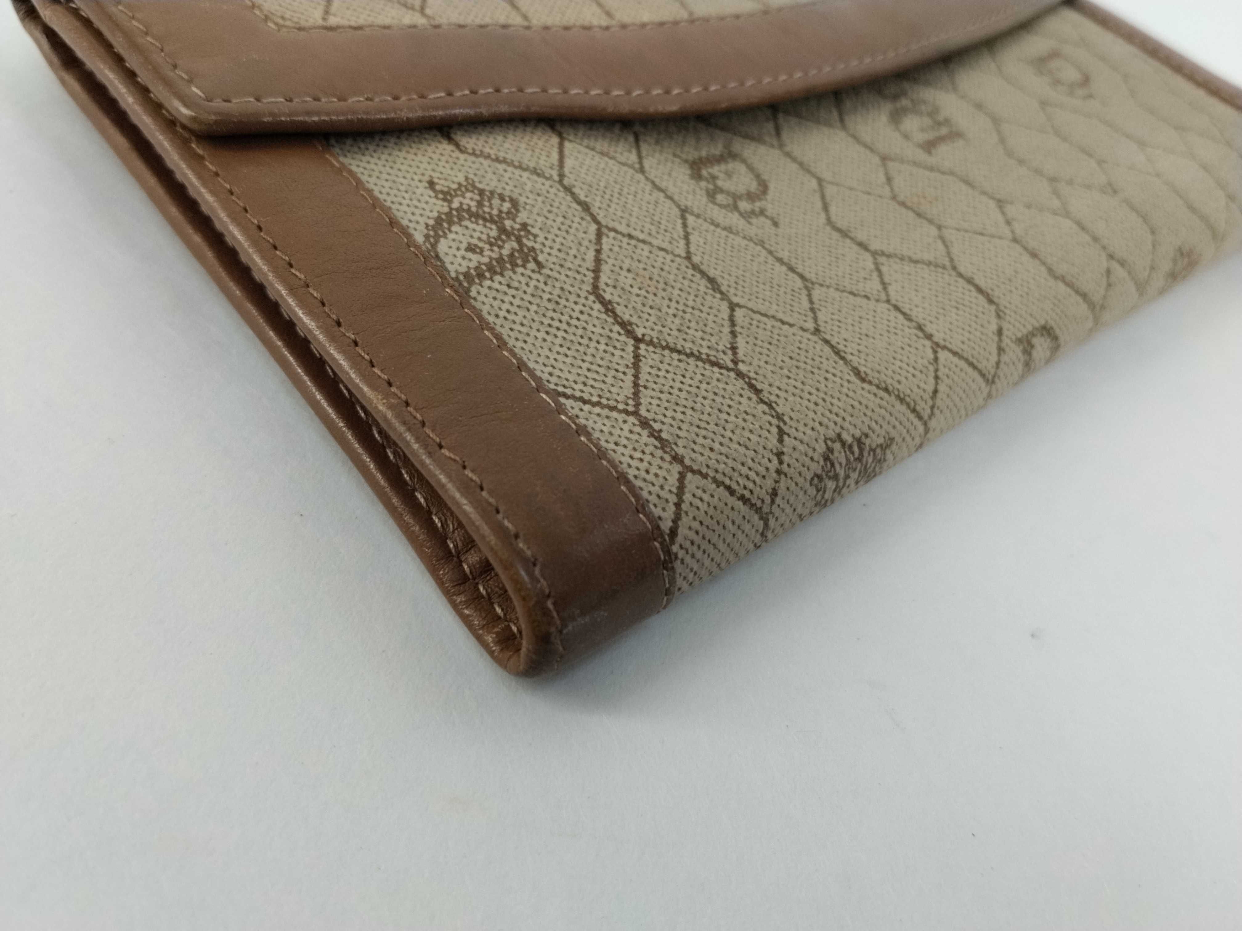Honeycomb PVC Leather Long Wallet — view 3
