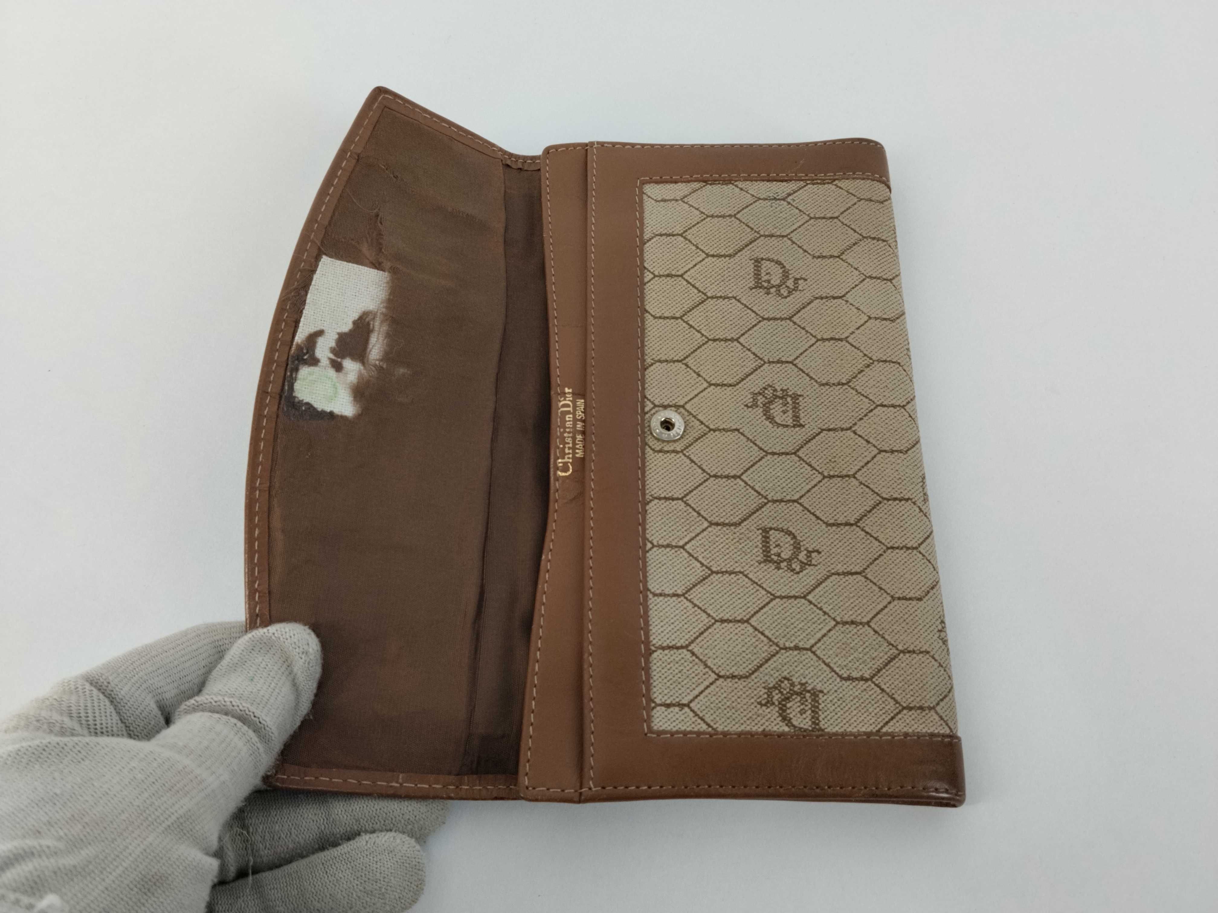 Honeycomb PVC Leather Long Wallet — view 8