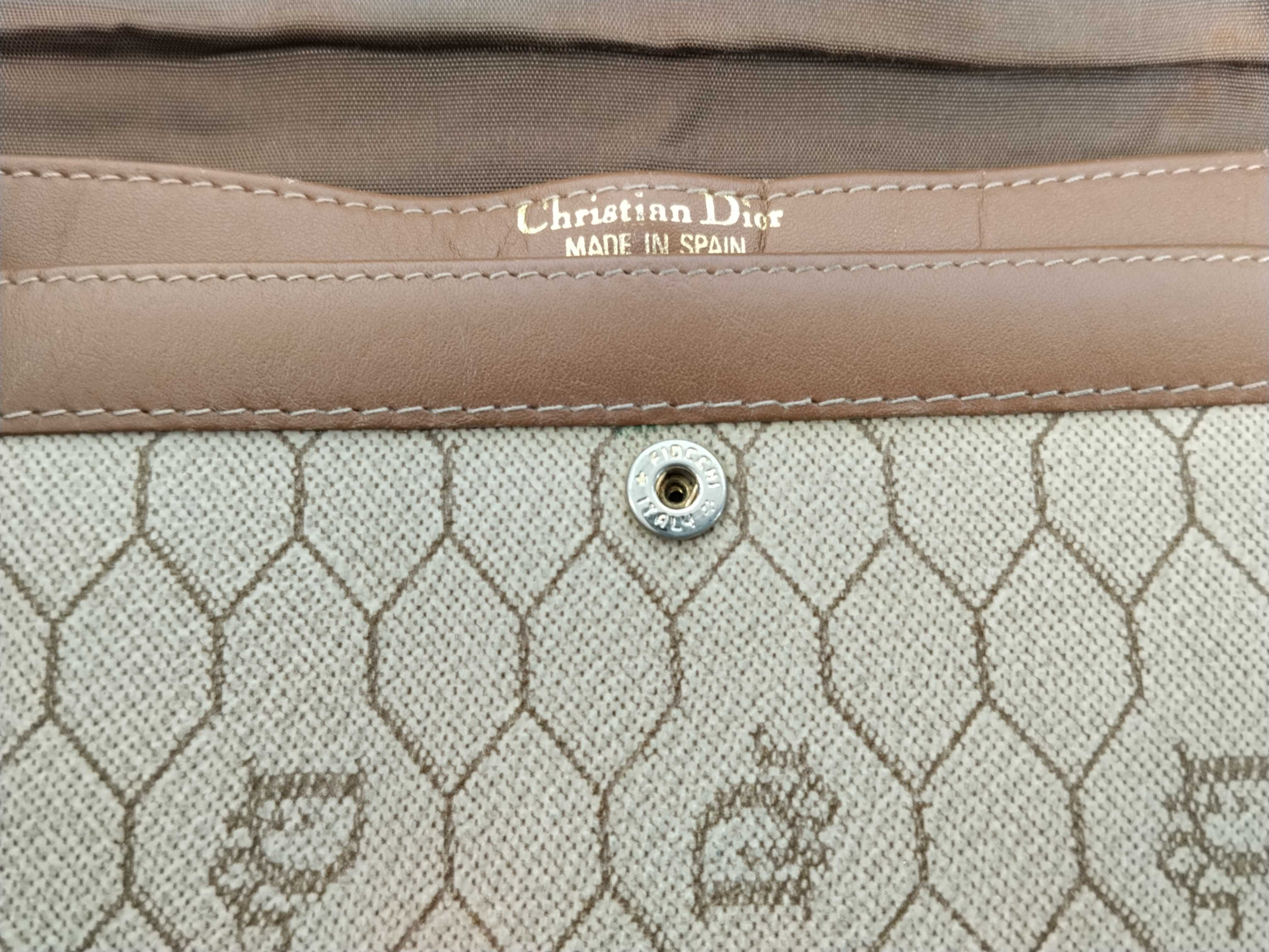 Honeycomb PVC Leather Long Wallet — view 9