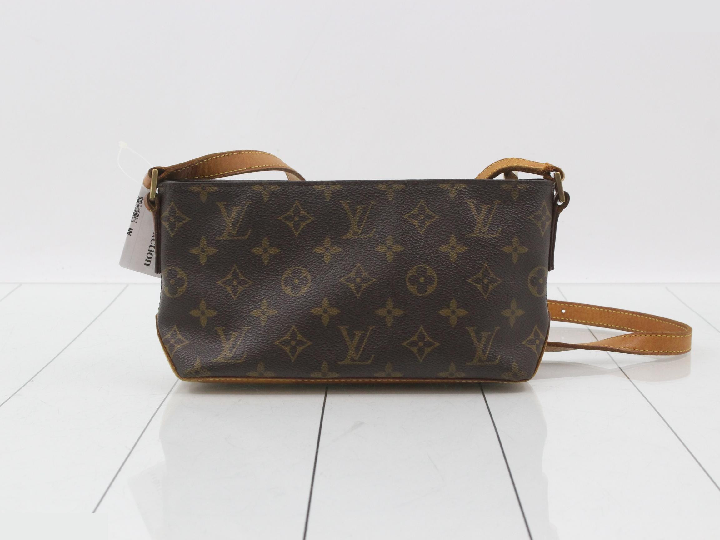 Monogram Trotter — view 2